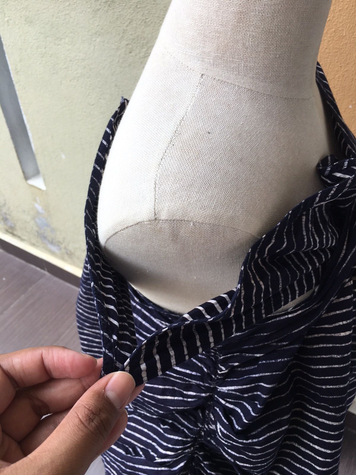 Issey Miyake vintage 80s issey miyake assymetrical indigo top Size US M / EU 48-50 / 2 - 7 Thumbnail