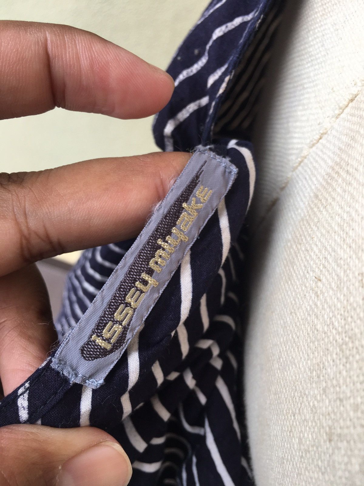 Issey Miyake vintage 80s issey miyake assymetrical indigo top Size US M / EU 48-50 / 2 - 8 Thumbnail