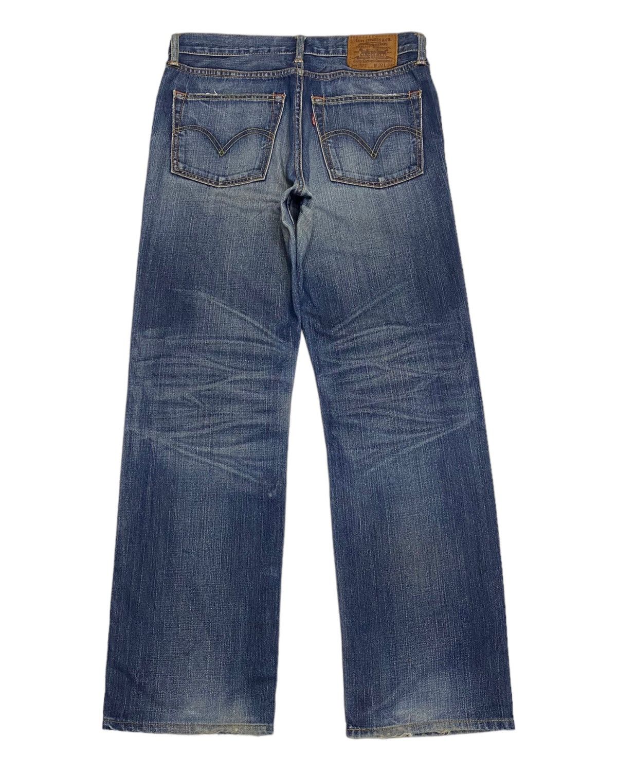 Levi's VINTAGE LEVIS 702 DISTRESSED DENIM JEANS Size US 32 / EU 48 - 2 Thumbnail