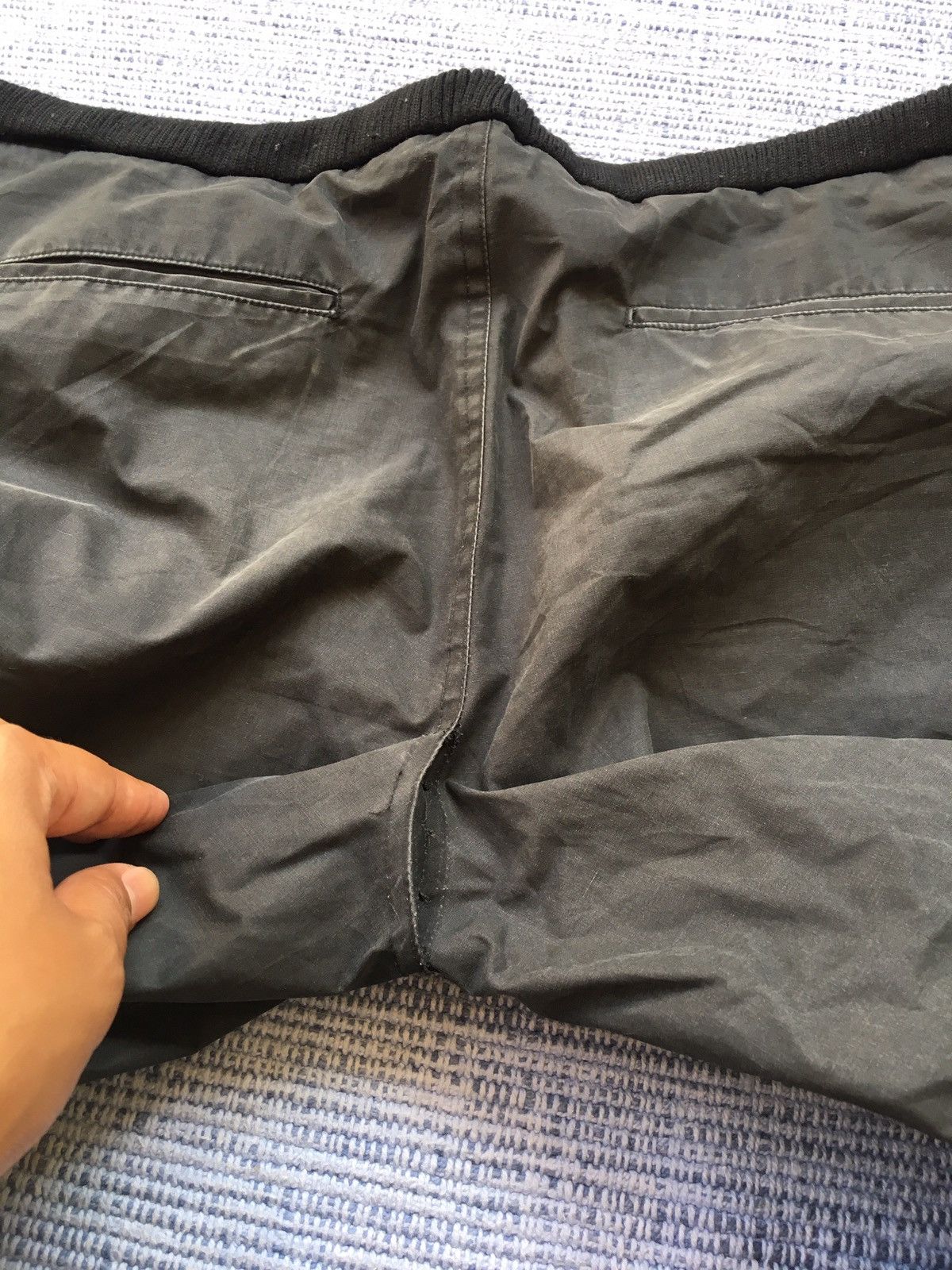 RIPVANWINKLE cotton oil coating pants Size US 30 / EU 46 - 6 Thumbnail