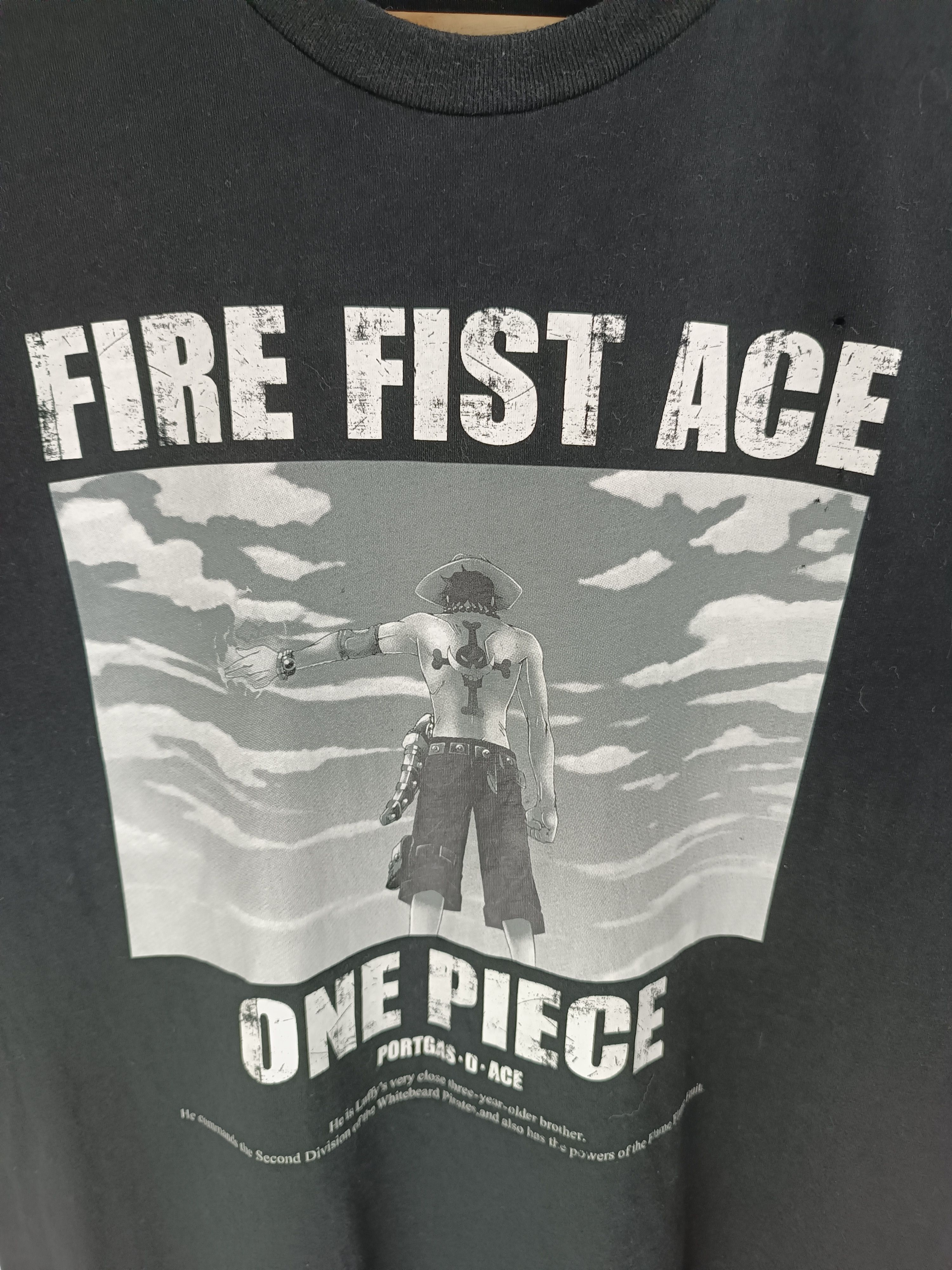 One Piece ONE PIECE 'FIRE FIST ACE' UNIQLO ANIME MANGE ART TEE Size US S / EU 44-46 / 1 - 8 Thumbnail