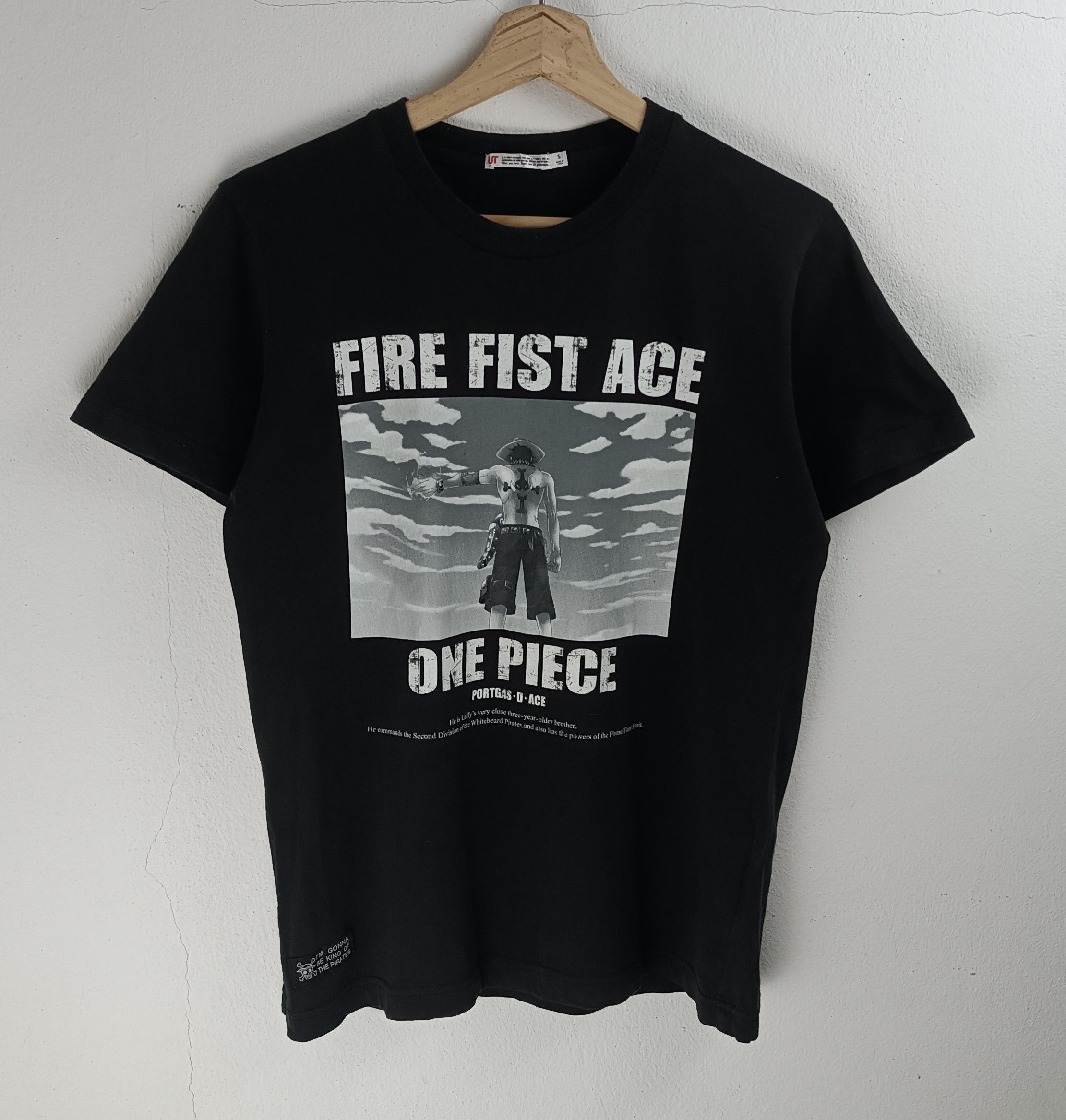 One Piece ONE PIECE 'FIRE FIST ACE' UNIQLO ANIME MANGE ART TEE Size US S / EU 44-46 / 1 - 3 Thumbnail