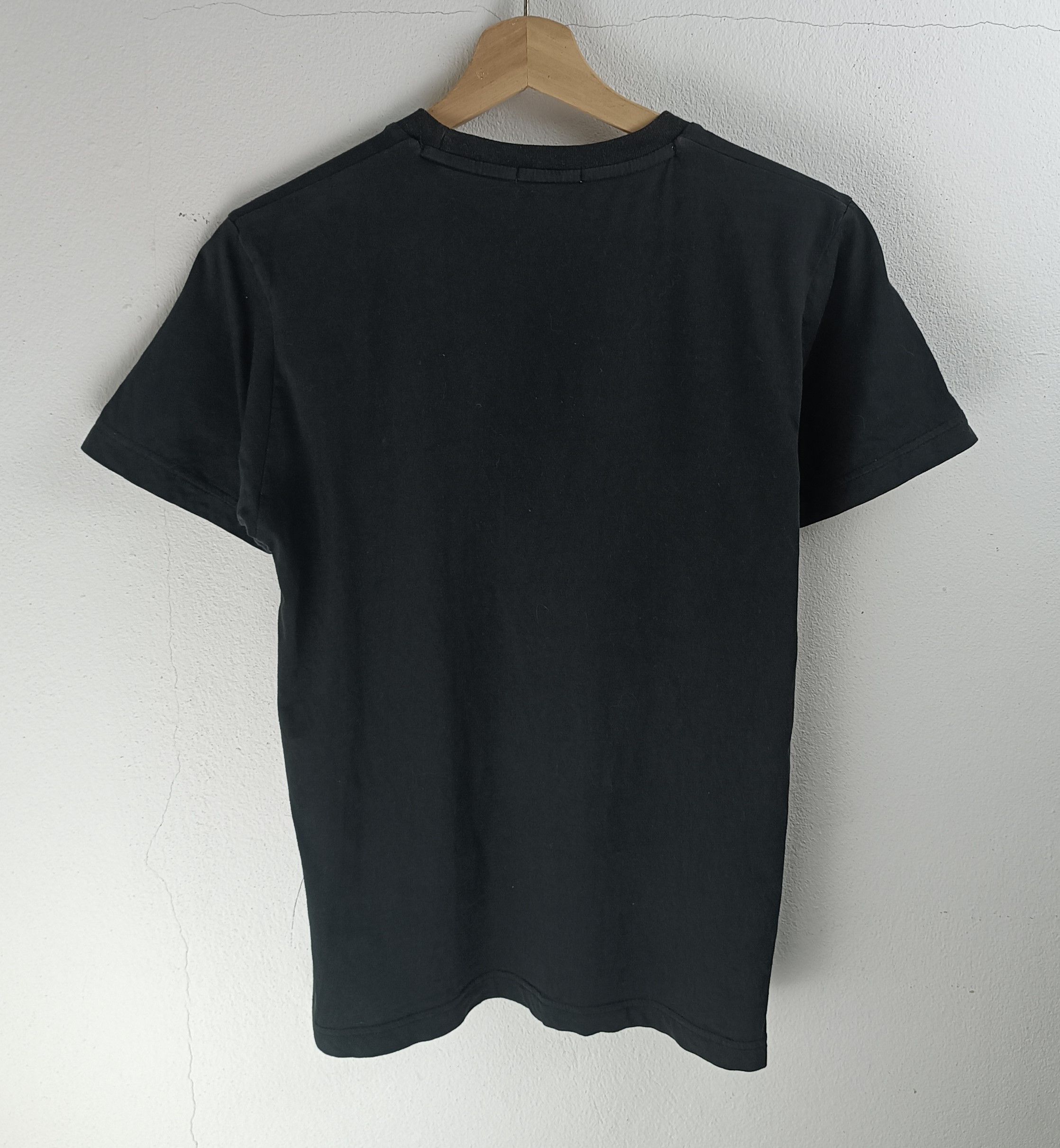 One Piece ONE PIECE 'FIRE FIST ACE' UNIQLO ANIME MANGE ART TEE Size US S / EU 44-46 / 1 - 4 Thumbnail