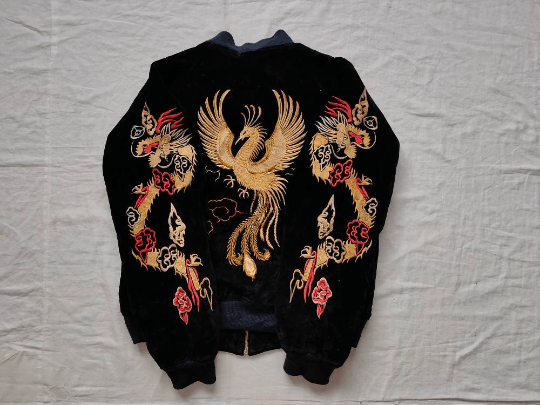Vintage Vintage Sukajan Velvet Phoenix Japan Embroidered Jacket Size US M / EU 48-50 / 2 - 2 Thumbnail
