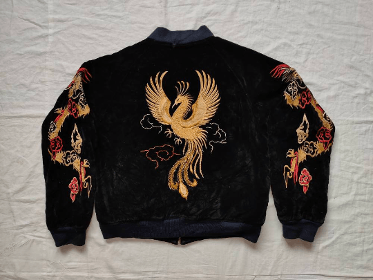 Vintage Vintage Sukajan Velvet Phoenix Japan Embroidered Jacket Size US M / EU 48-50 / 2 - 1 Thumbnail