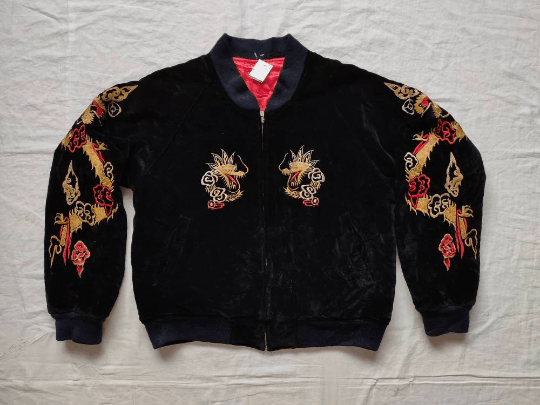 Vintage Vintage Sukajan Velvet Phoenix Japan Embroidered Jacket Size US M / EU 48-50 / 2 - 3 Thumbnail