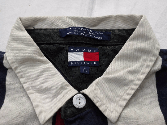Tommy Hilfiger Vintage Tommy Hilfiger Polo Rugby Shirt Size US L / EU 52-54 / 3 - 4 Thumbnail