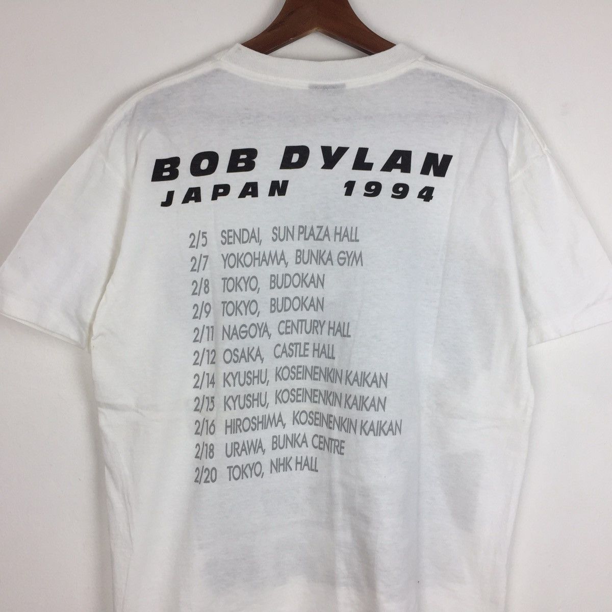 Band Tees Vtg Bob Dylan Japan Tour 1994 Tee©️1992 Brockum Size US L / EU 52-54 / 3 - 13 Thumbnail