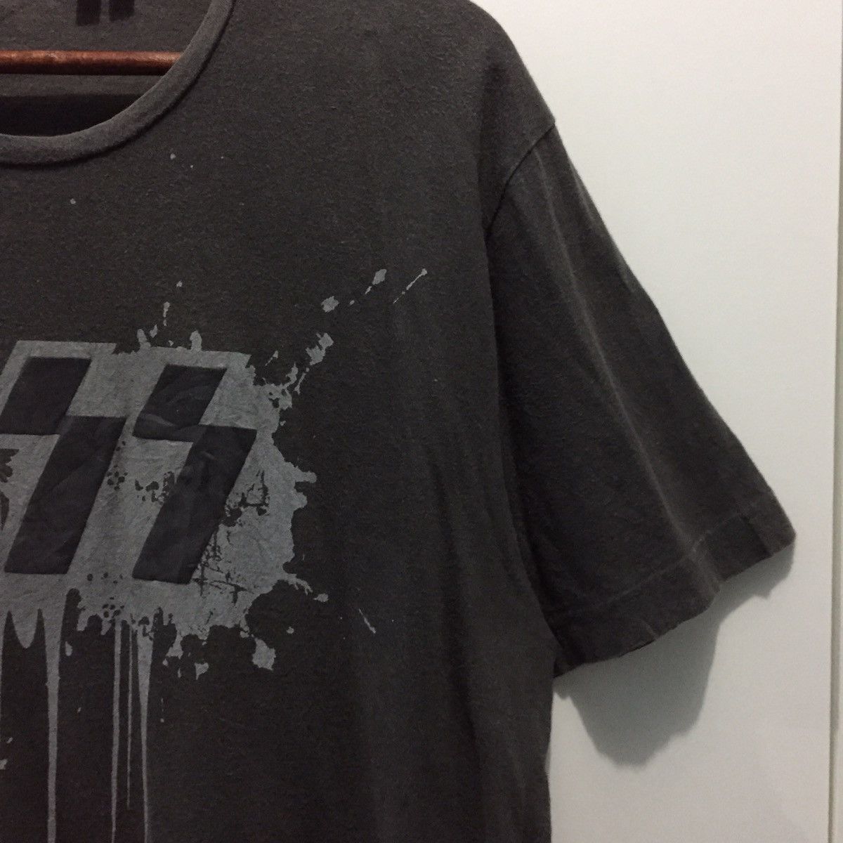 Band Tees KISS x UT Band Rock Streetwear Tee Size US L / EU 52-54 / 3 - 3 Thumbnail