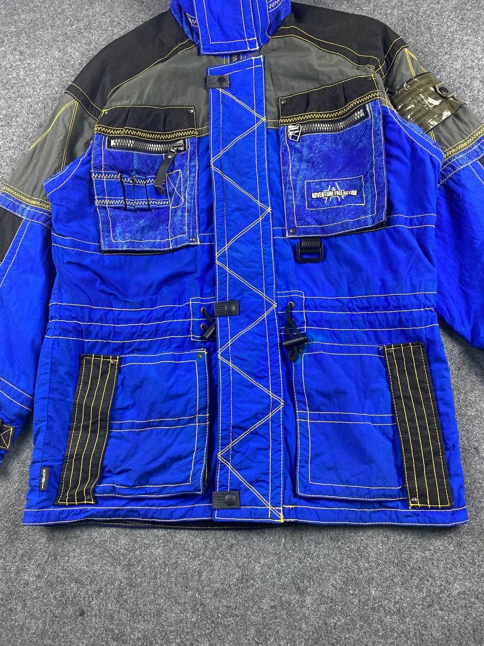 Phenix vintage phenix ski jacket nice design Size US L / EU 52-54 / 3 - 3 Thumbnail