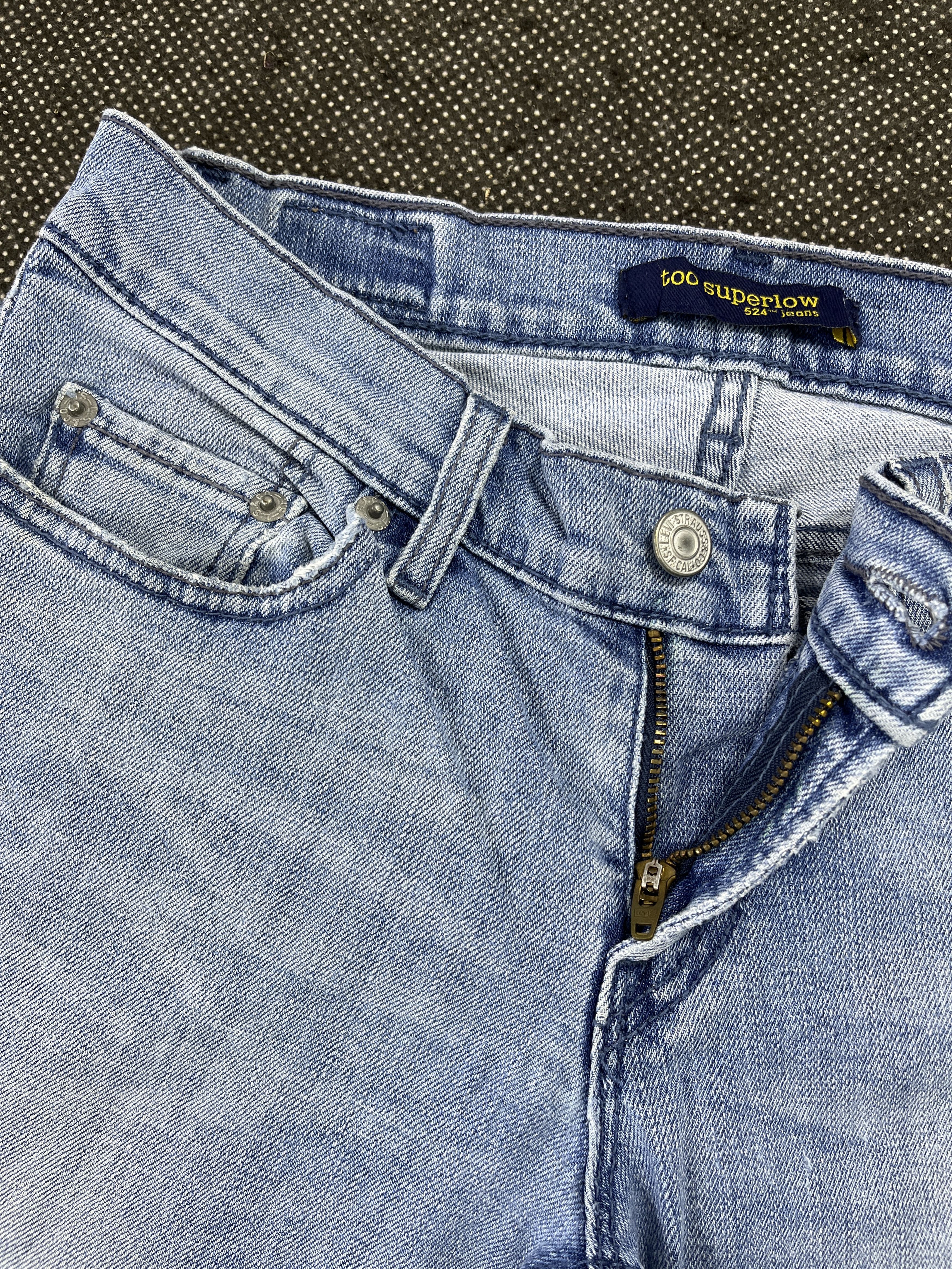 Levi's Vintage Levis 524 Low Flare Jeans JP074 Size 28" / US 6 / IT 42 - 5 Thumbnail