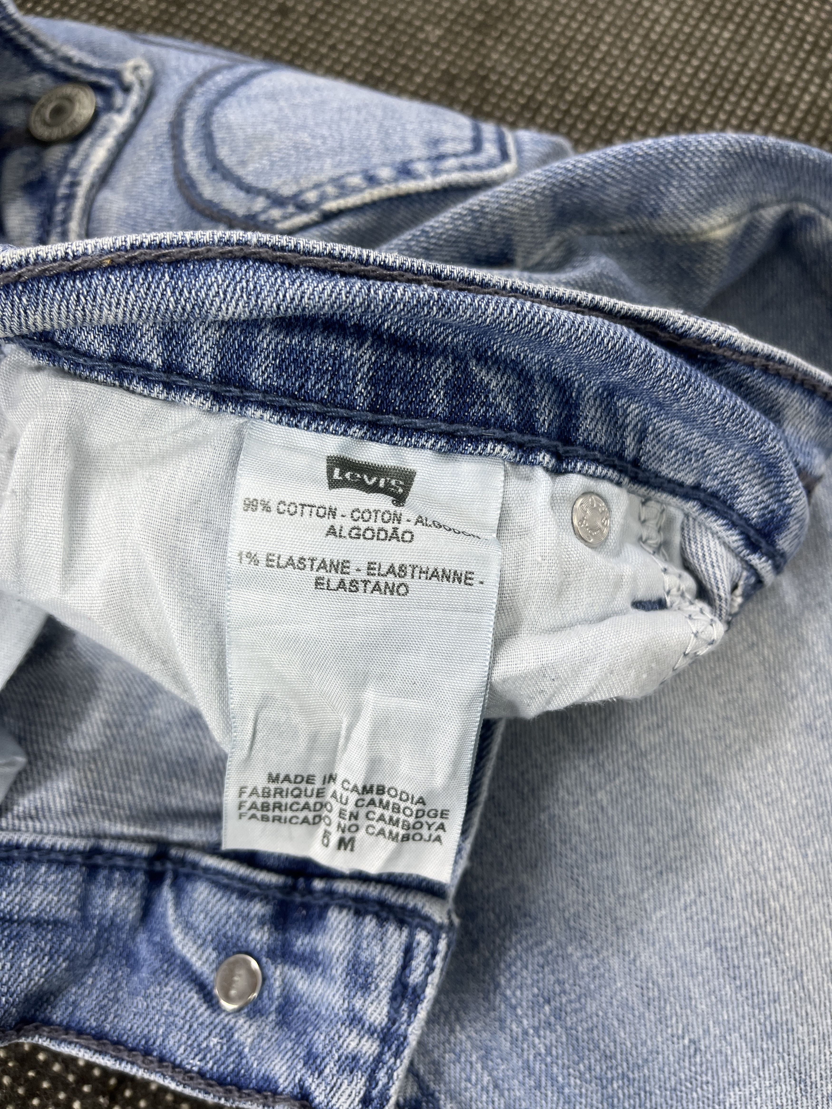 Levi's Vintage Levis 524 Low Flare Jeans JP074 Size 28" / US 6 / IT 42 - 7 Thumbnail