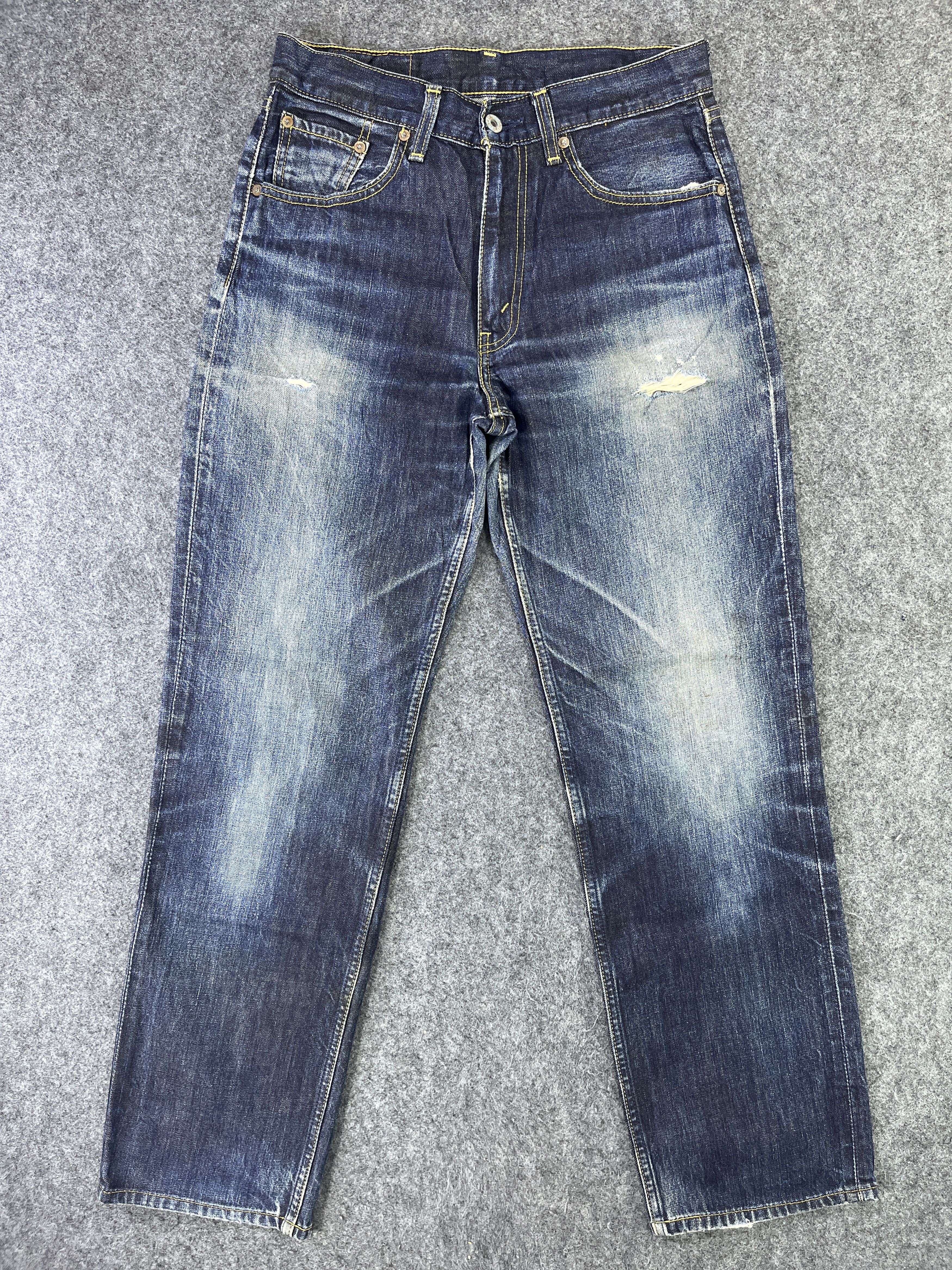 Vintage Levis 502 Distressed Jeans - J829