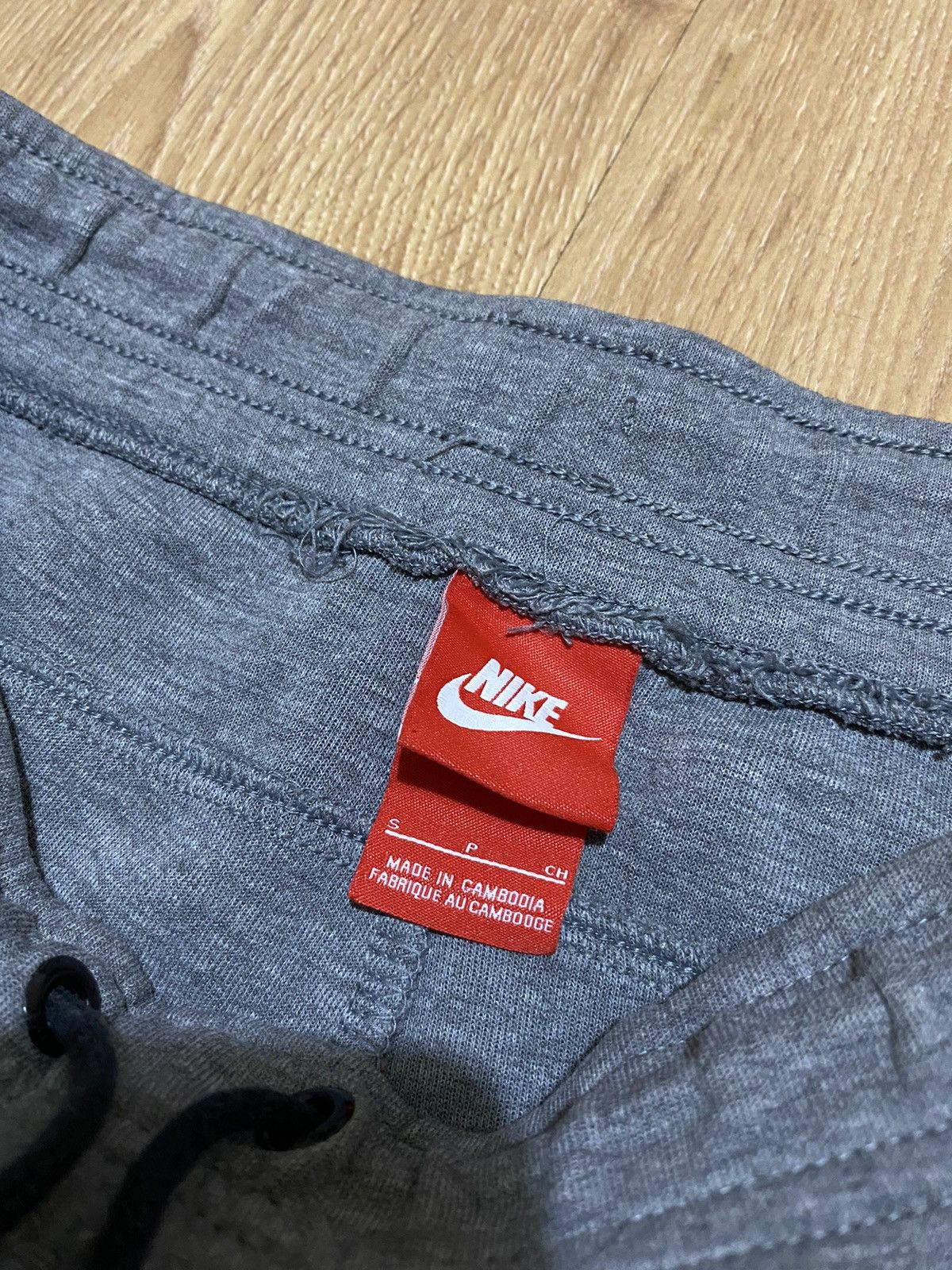 Nike Nike tech fleece pants sweatpants Size US 30 / EU 46 - 4 Thumbnail
