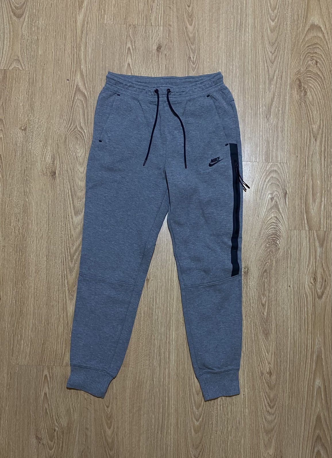 Nike Nike tech fleece pants sweatpants Size US 30 / EU 46 - 1 Thumbnail