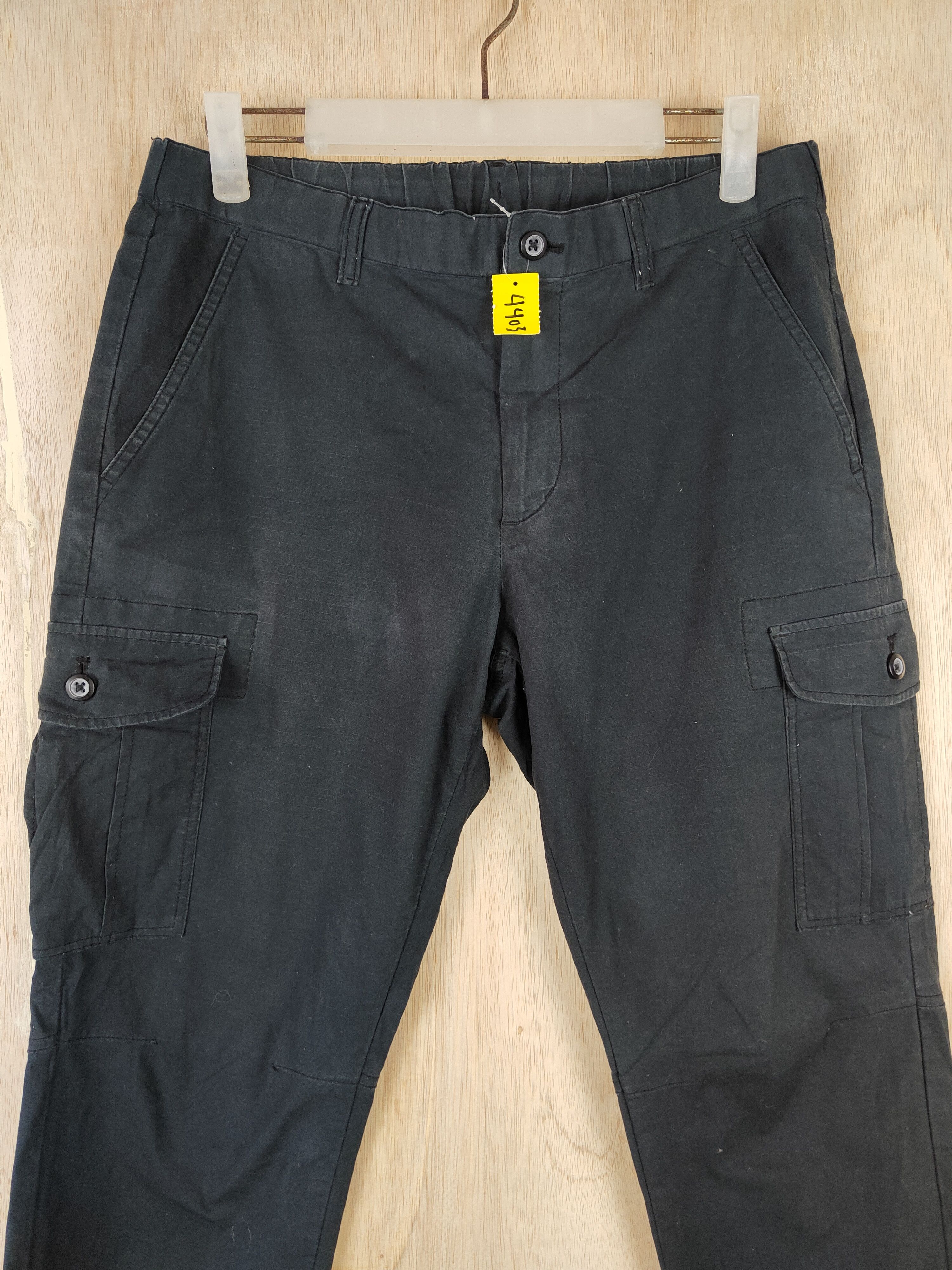 Japanese Brand × Uniqlo Uniqlo Blue multipocket jogger Black Pant #4403 Size US 30 / EU 46 - 2 Thumbnail