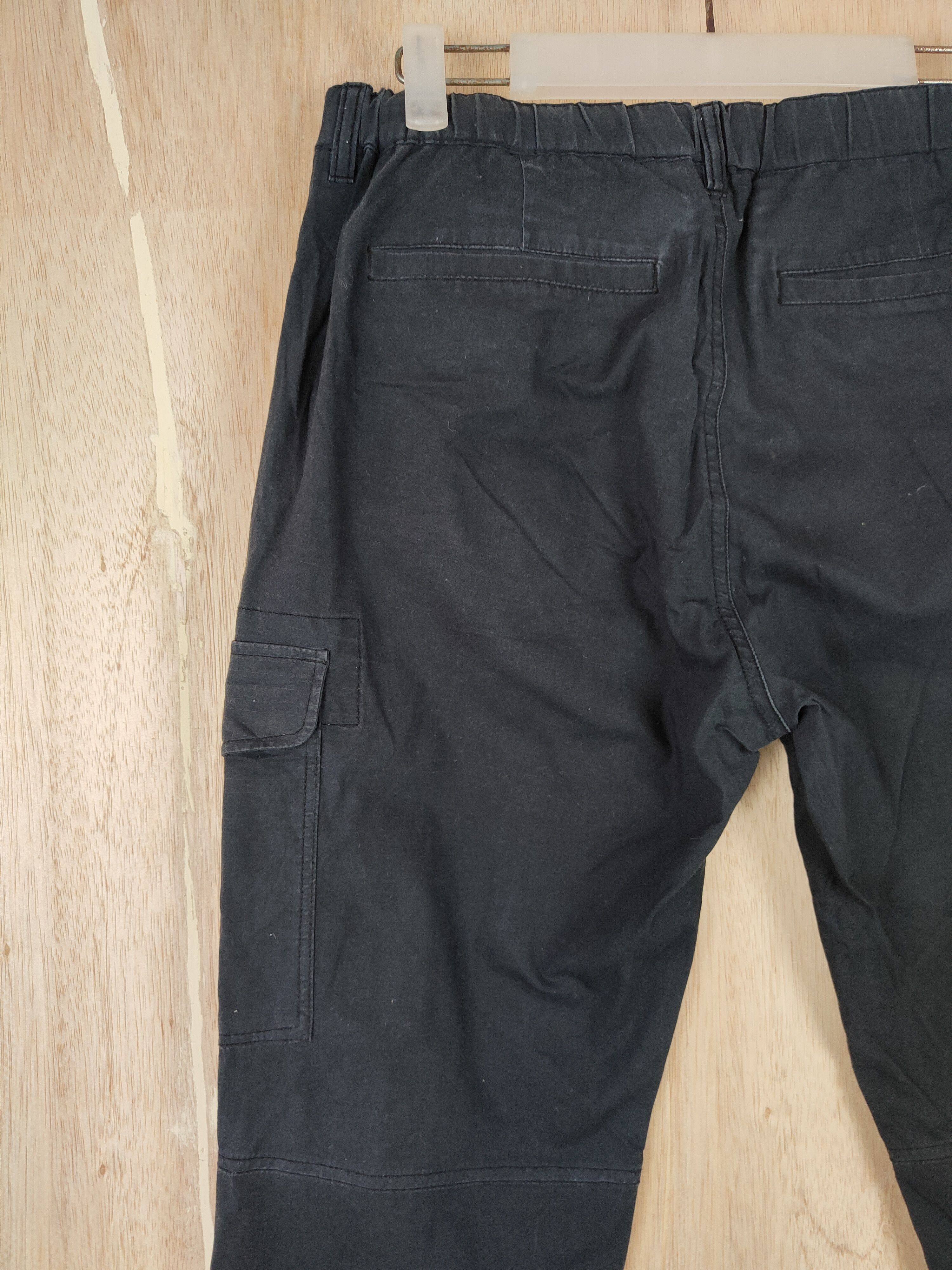 Japanese Brand × Uniqlo Uniqlo Blue multipocket jogger Black Pant #4403 Size US 30 / EU 46 - 12 Thumbnail