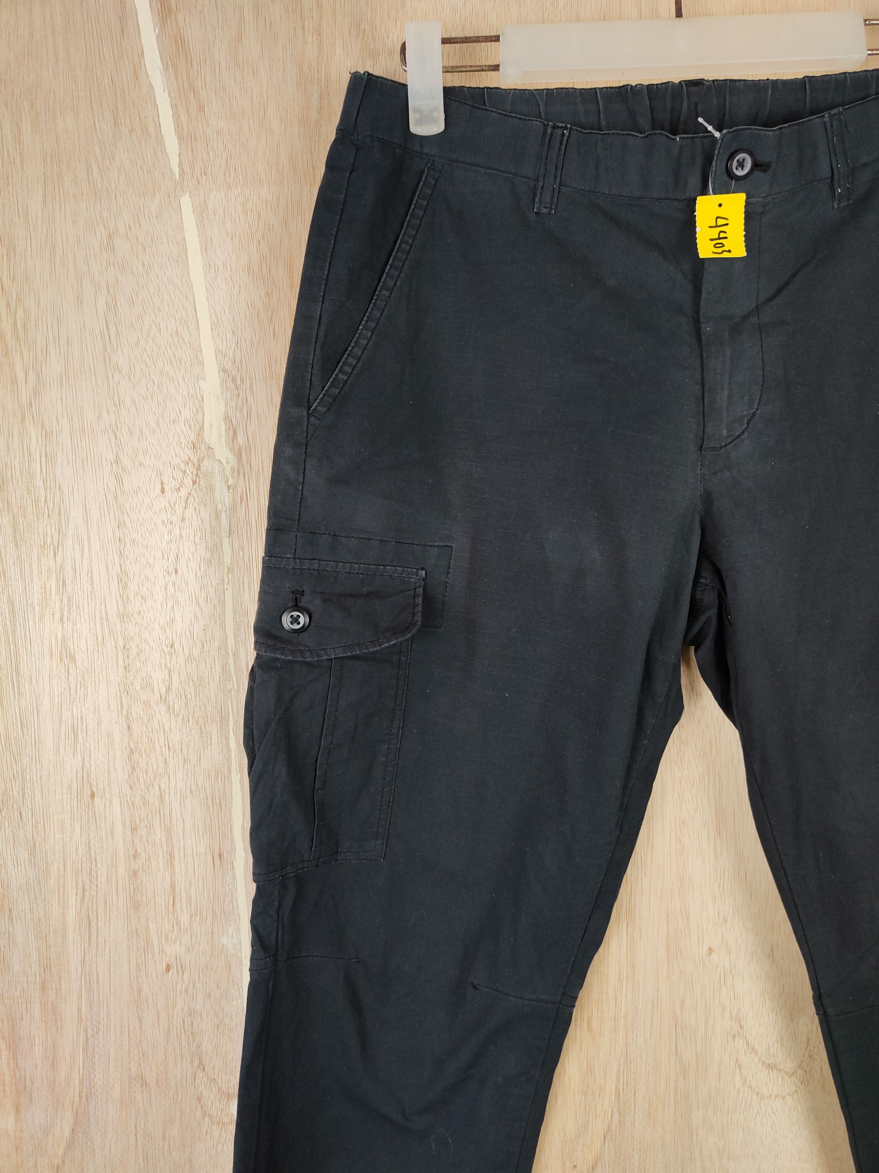 Japanese Brand × Uniqlo Uniqlo Blue multipocket jogger Black Pant #4403 Size US 30 / EU 46 - 5 Thumbnail