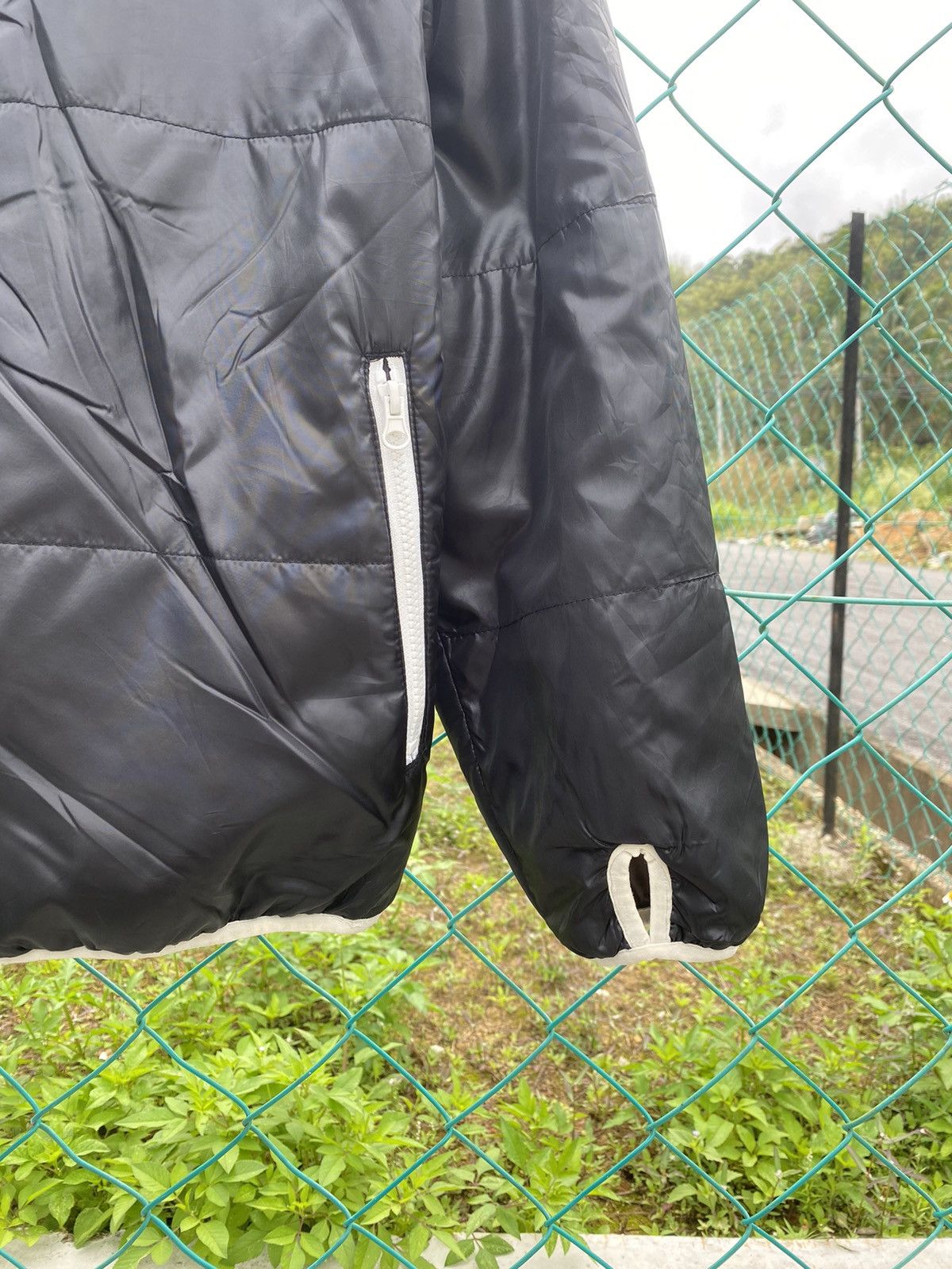 Japanese Brand ⚡️Rare⚡️ Vintage T&C Surf Design Puffer Jacket Size US XL / EU 56 / 4 - 8 Thumbnail