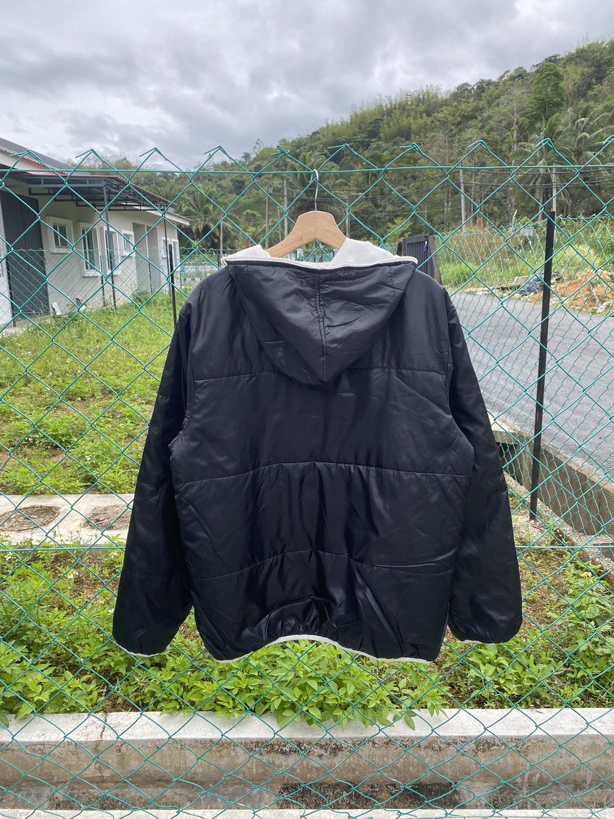 Japanese Brand ⚡️Rare⚡️ Vintage T&C Surf Design Puffer Jacket Size US XL / EU 56 / 4 - 3 Thumbnail