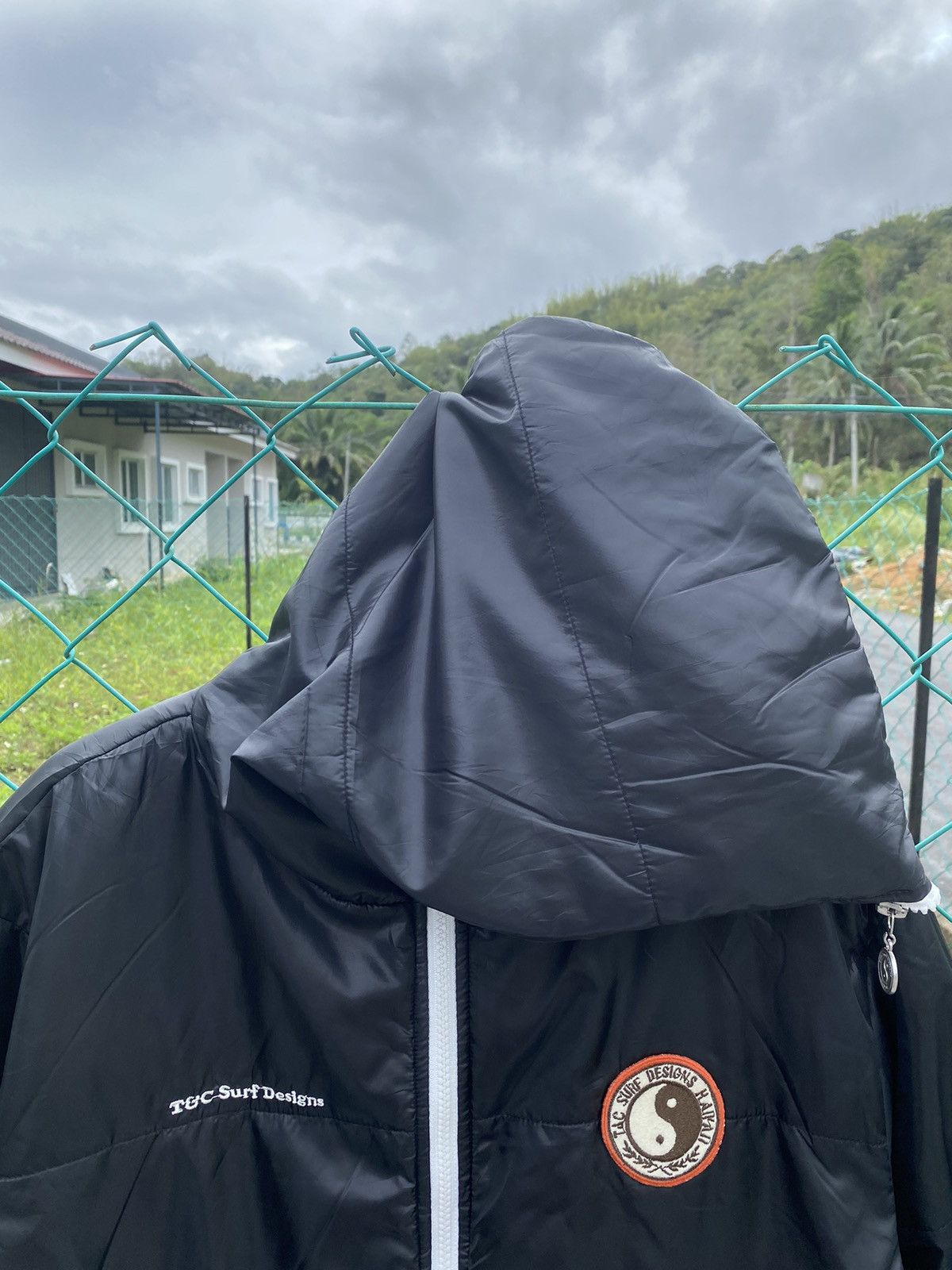 Japanese Brand ⚡️Rare⚡️ Vintage T&C Surf Design Puffer Jacket Size US XL / EU 56 / 4 - 7 Thumbnail