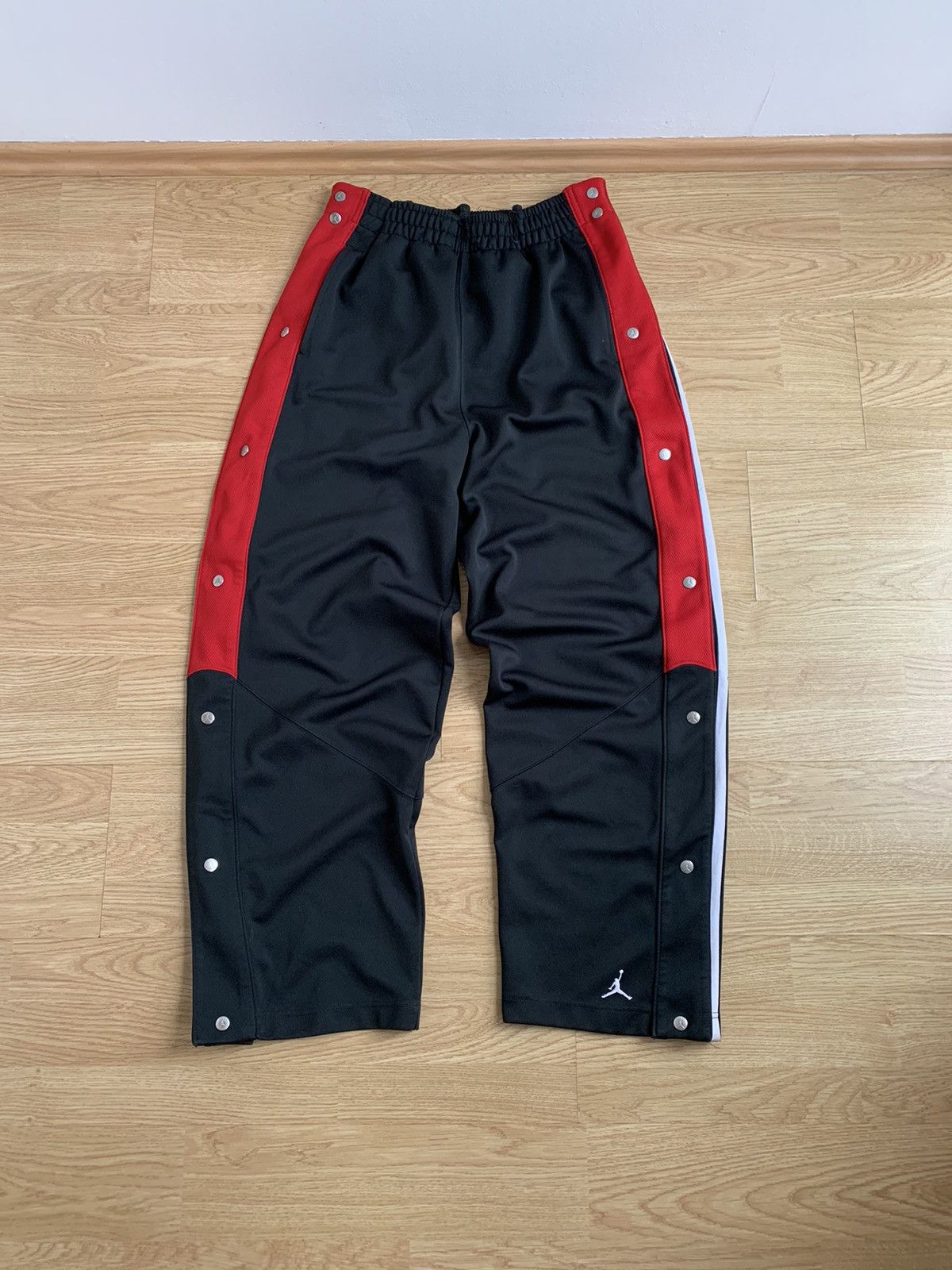 Jordan Brand × Nike × Vintage Vintage y2k Nike Jordan Black Track Pants Buttons Jumpman Size US 34 / EU 50 - 1 Thumbnail