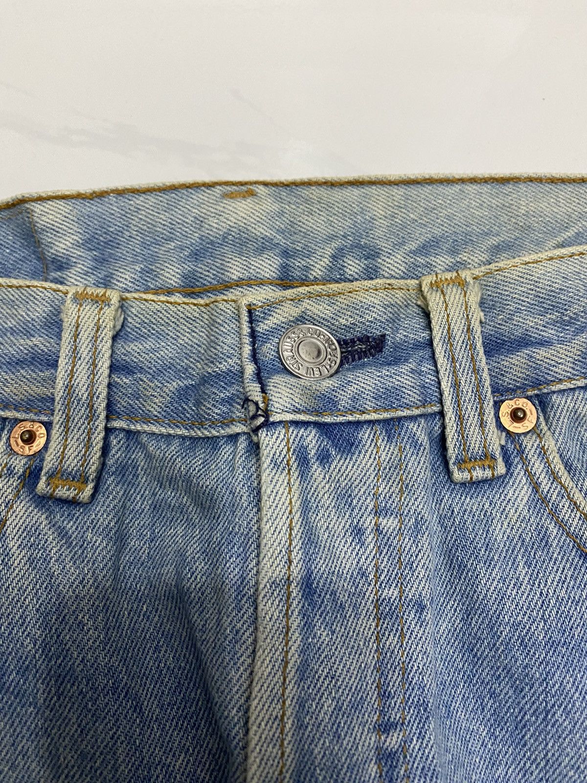 Levi's × Vintage RUSTY🔥VTG LEVIS 501 MADE IN USA 🇺🇸 DISTRESSED DENIM JEANS Size US 29 - 11 Thumbnail