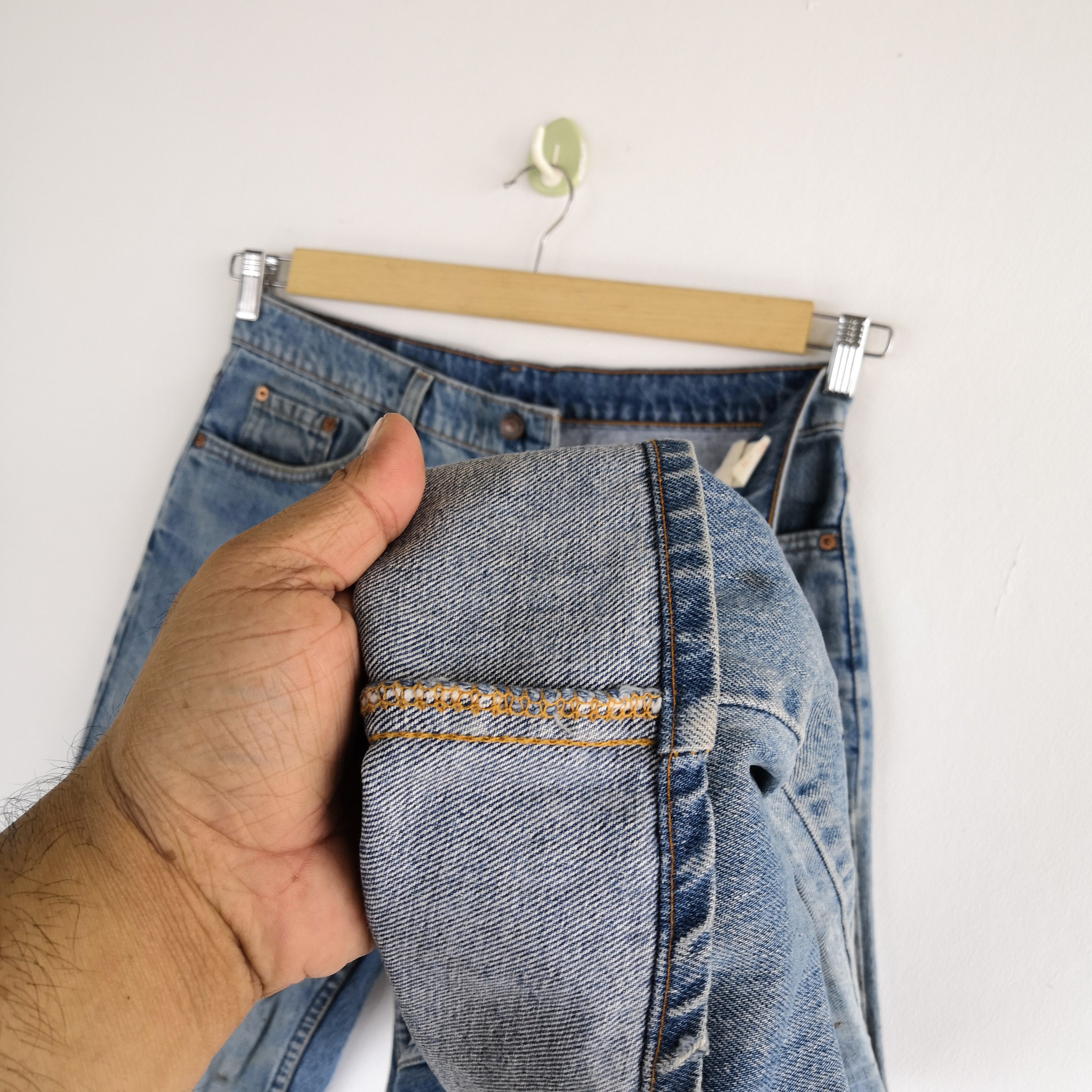 Levi's Vintage Levi's Paint Splatter Jeans Levis Faded Denim Size US 30 / EU 46 - 12 Thumbnail