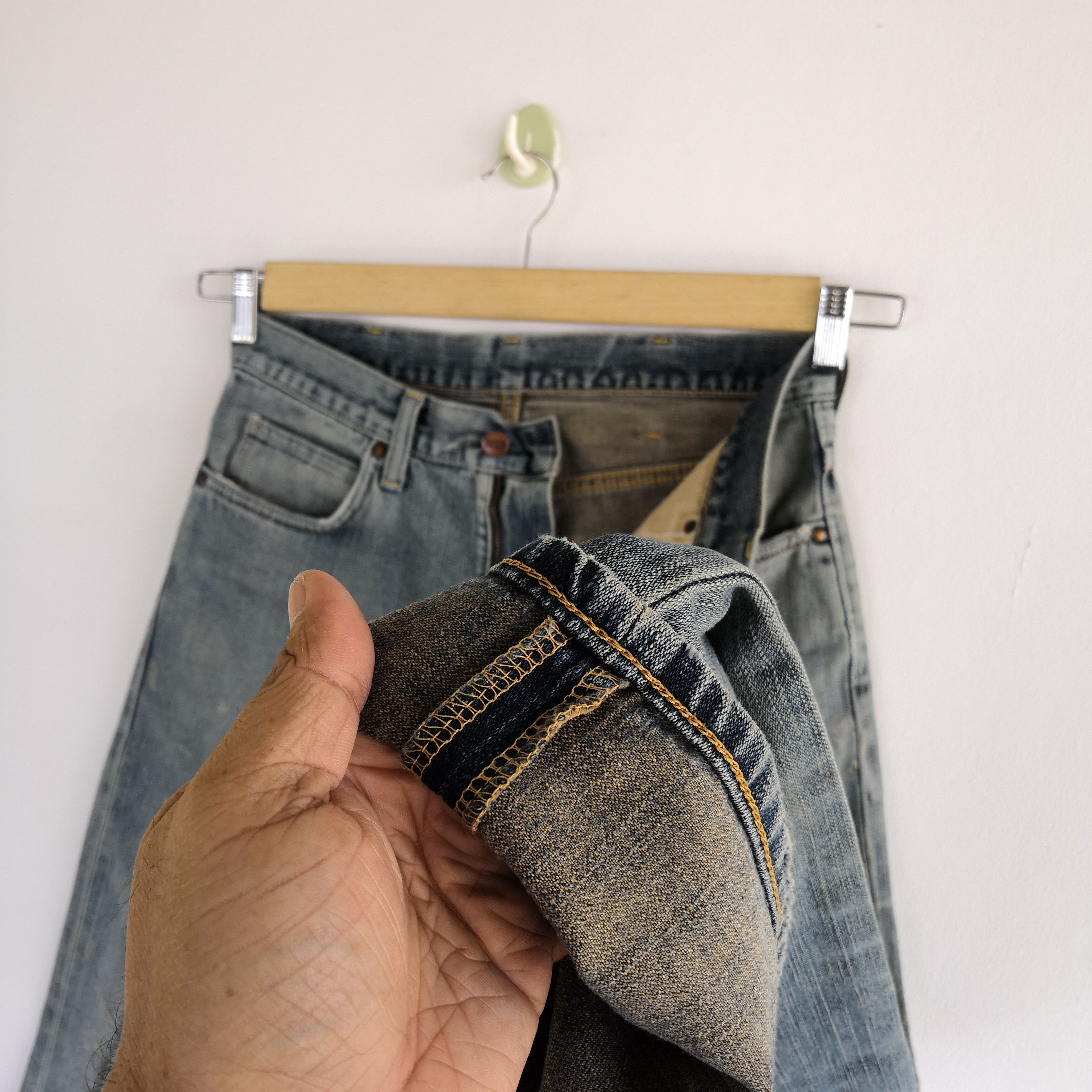 Wrangler Vintage Wrangler Light Wash Jeans Wrangler Distressed Denim Size US 30 / EU 46 - 12 Thumbnail