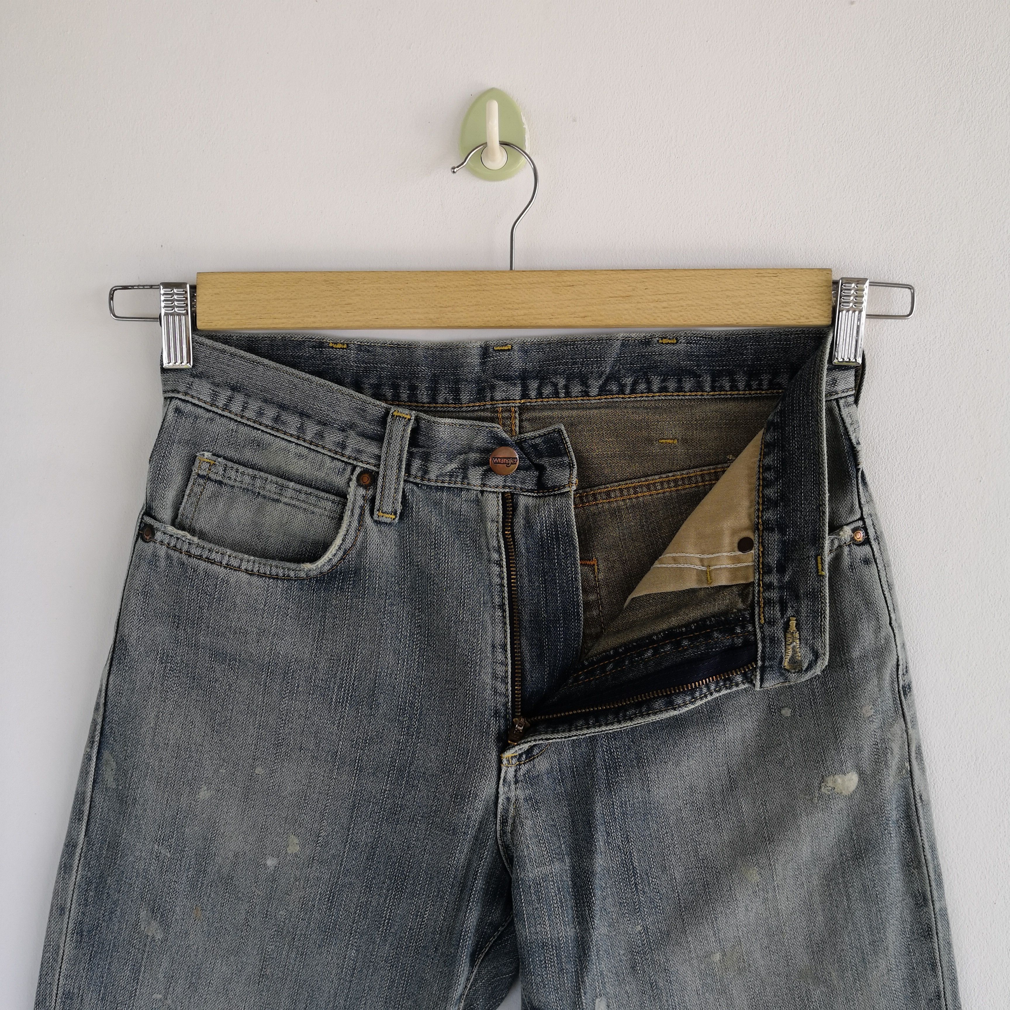 Wrangler Vintage Wrangler Light Wash Jeans Wrangler Distressed Denim Size US 30 / EU 46 - 11 Thumbnail