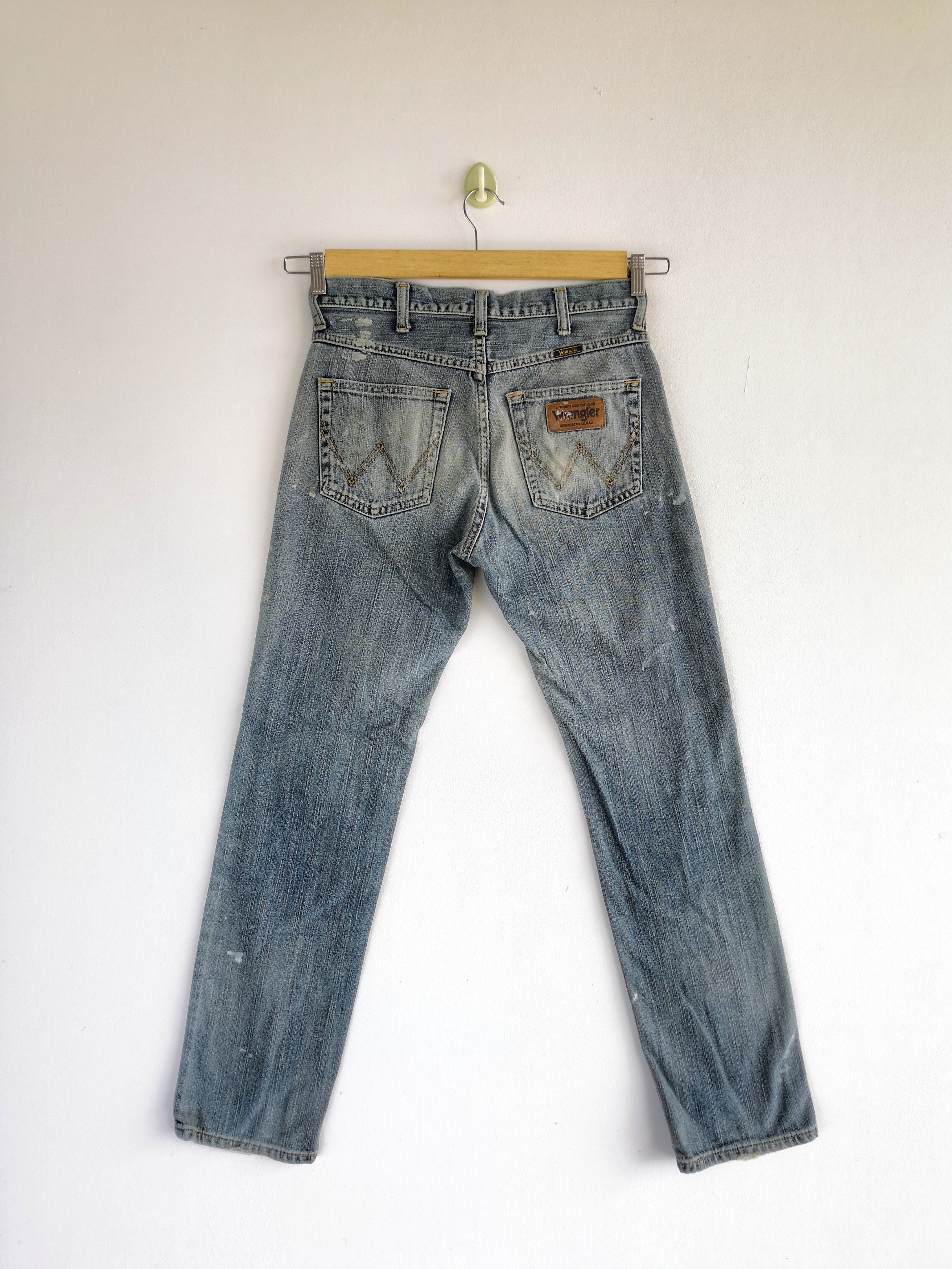 Wrangler Vintage Wrangler Light Wash Jeans Wrangler Distressed Denim Size US 30 / EU 46 - 2 Thumbnail