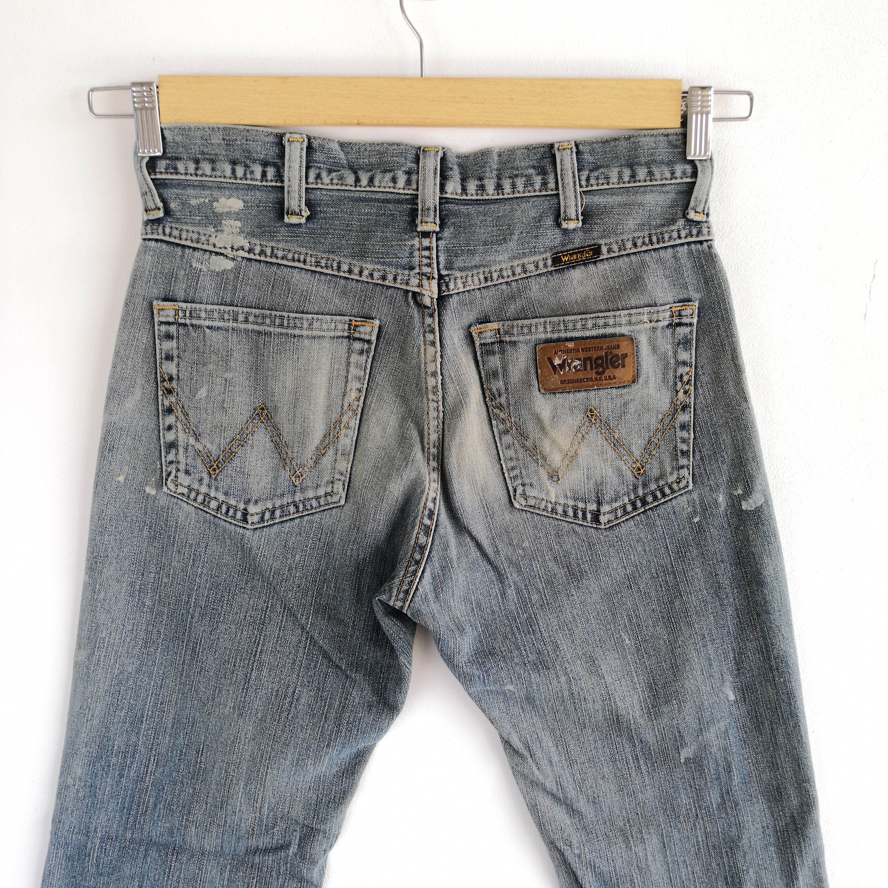 Wrangler Vintage Wrangler Light Wash Jeans Wrangler Distressed Denim Size US 30 / EU 46 - 8 Thumbnail