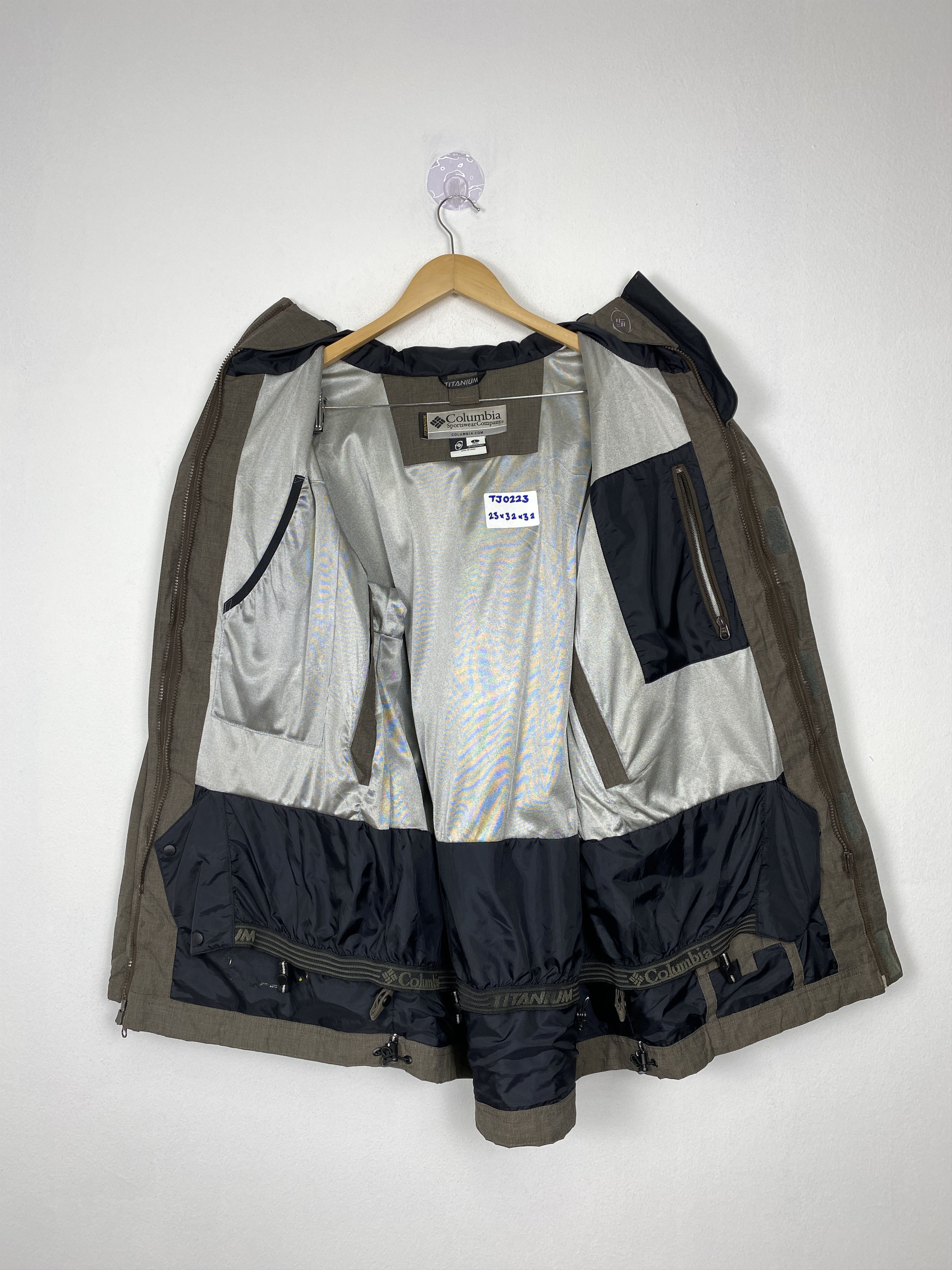 Columbia Vintage COLUMBIA Multi Pocket Hoodie Parka Jacket Size US M / EU 48-50 / 2 - 4 Thumbnail