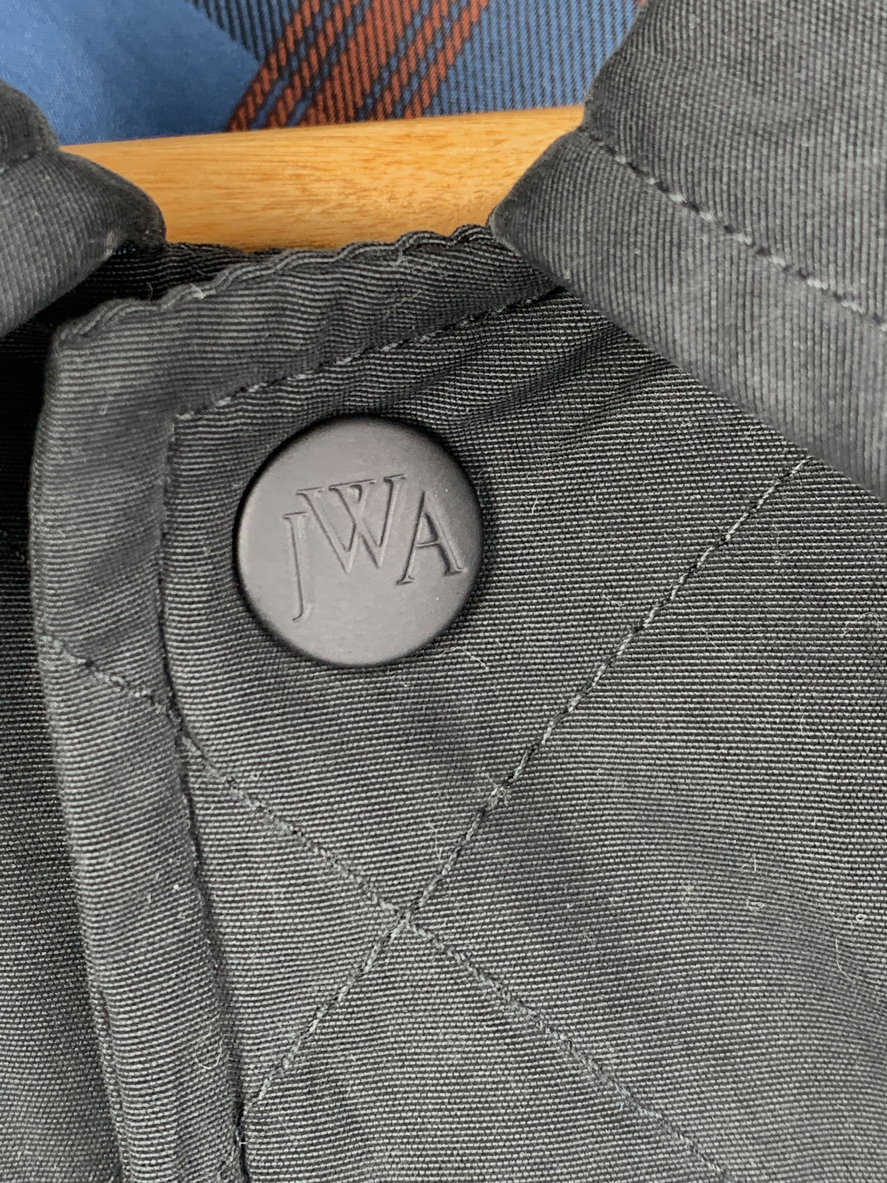 JW Anderson × Uniqlo Vintage JW Anderson x Uniqlo Quilted Black Snap Jacket Size US L / EU 52-54 / 3 - 8 Thumbnail