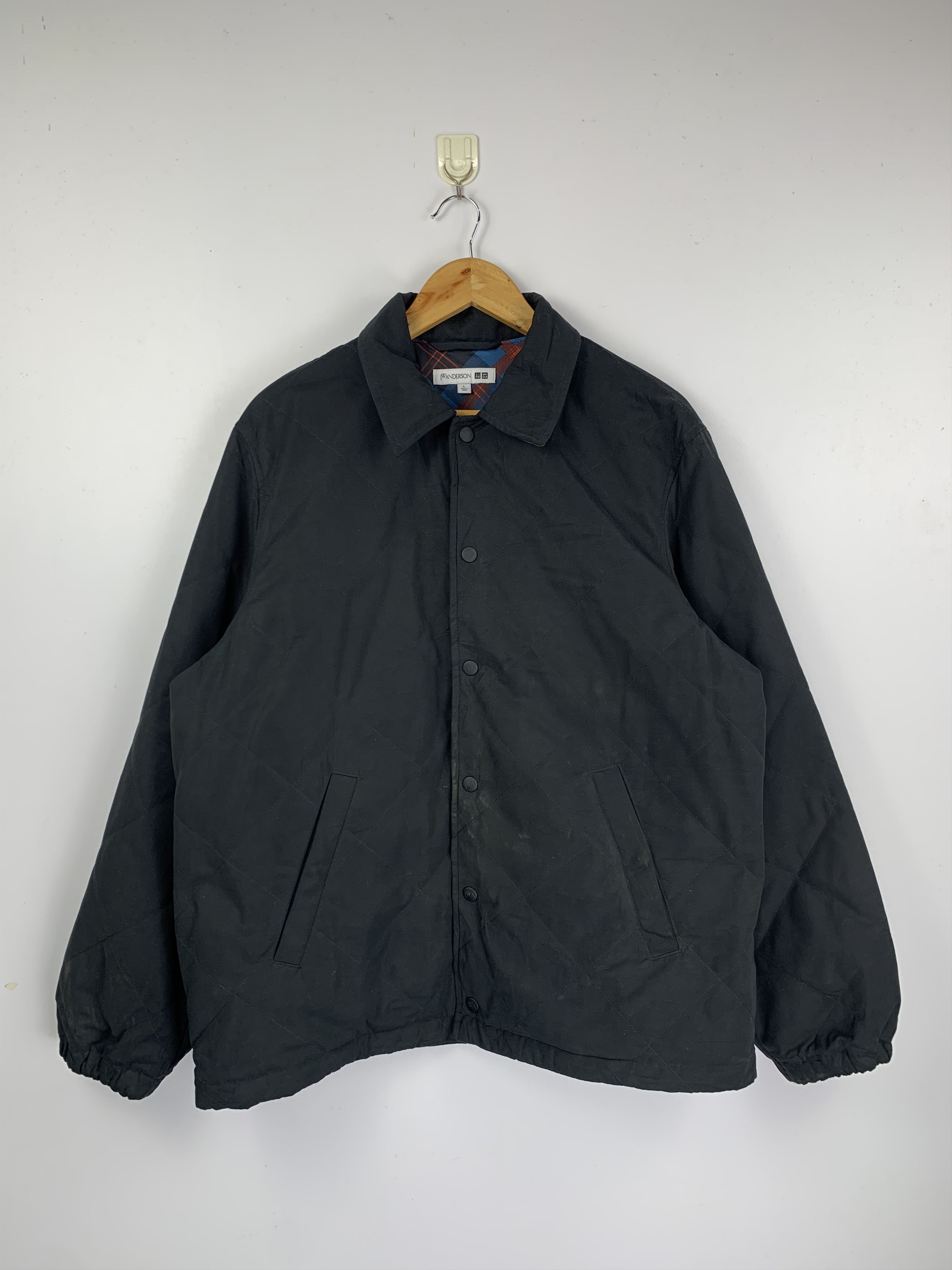 JW Anderson × Uniqlo Vintage JW Anderson x Uniqlo Quilted Black Snap Jacket Size US L / EU 52-54 / 3 - 1 Thumbnail