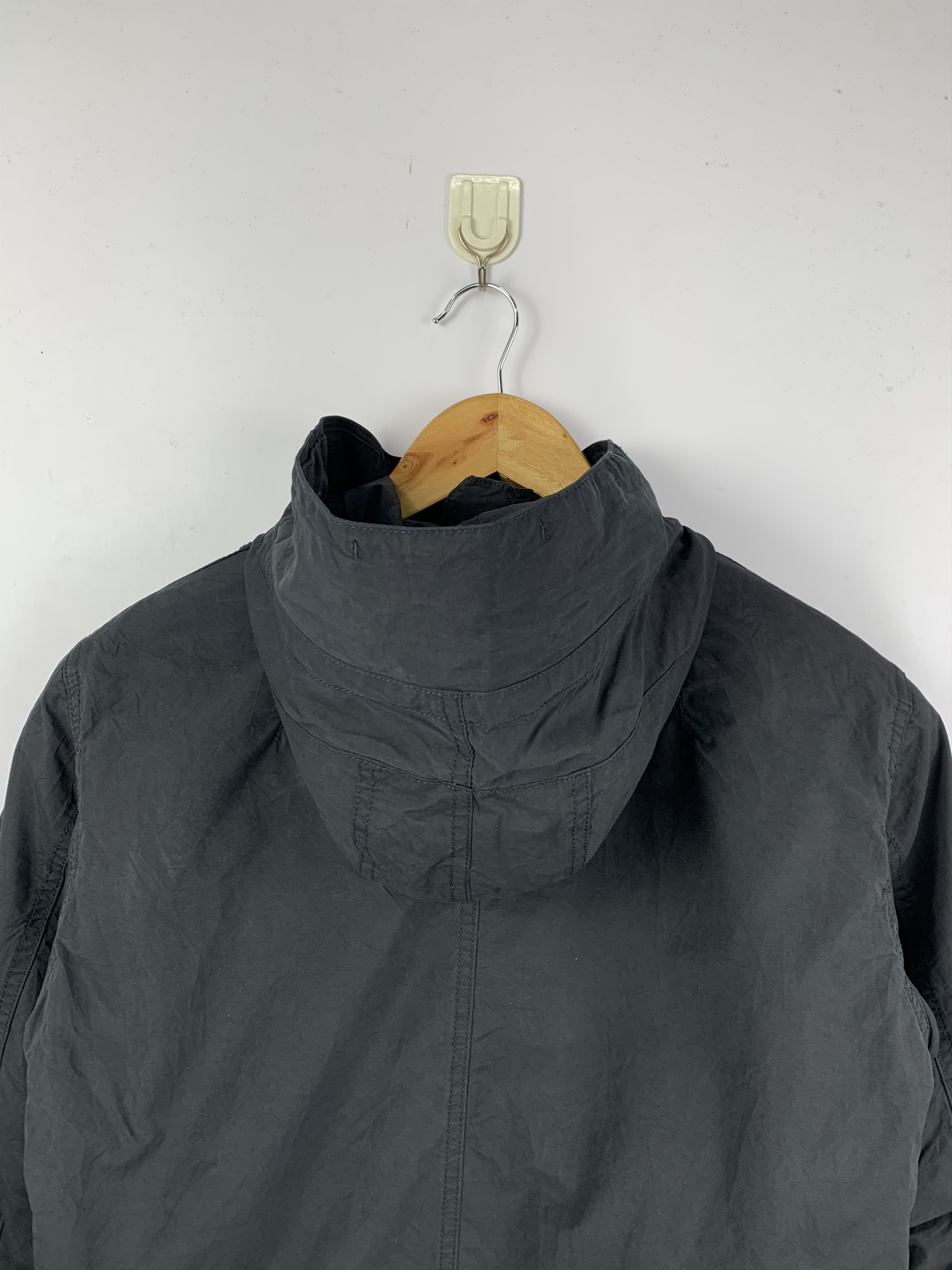 Japanese Brand Vintage UNIQLO Hoodie Zip Up Parka Utility Jacket Size US S / EU 44-46 / 1 - 5 Thumbnail
