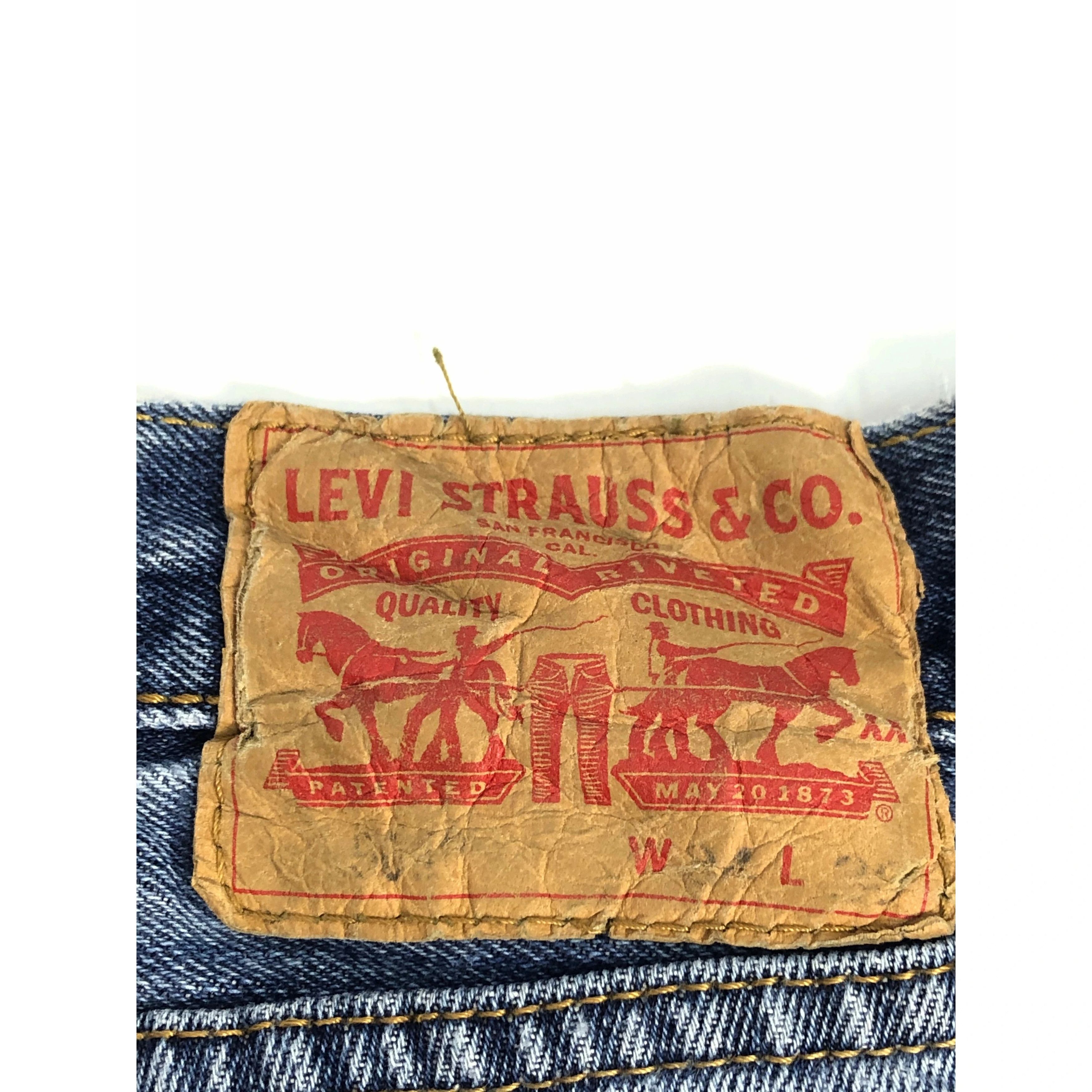 Levi's Vintage Levis 501 Distressed Faded Denim DP0074 Size US 34 / EU 50 - 5 Thumbnail