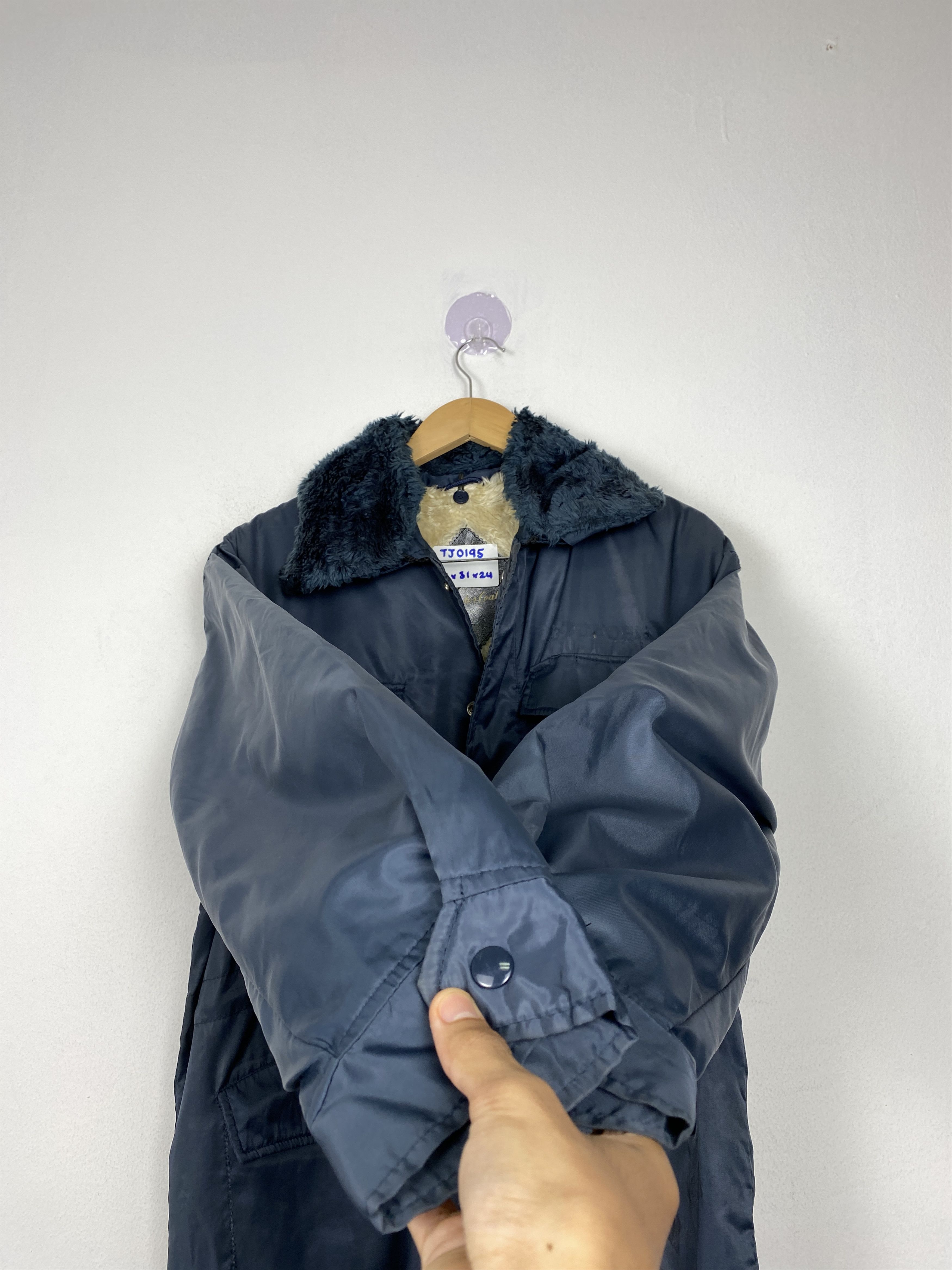 Japanese Brand Vintage Japanese Brand Sherpa Lining Winter Warm Jacket Size US M / EU 48-50 / 2 - 11 Thumbnail