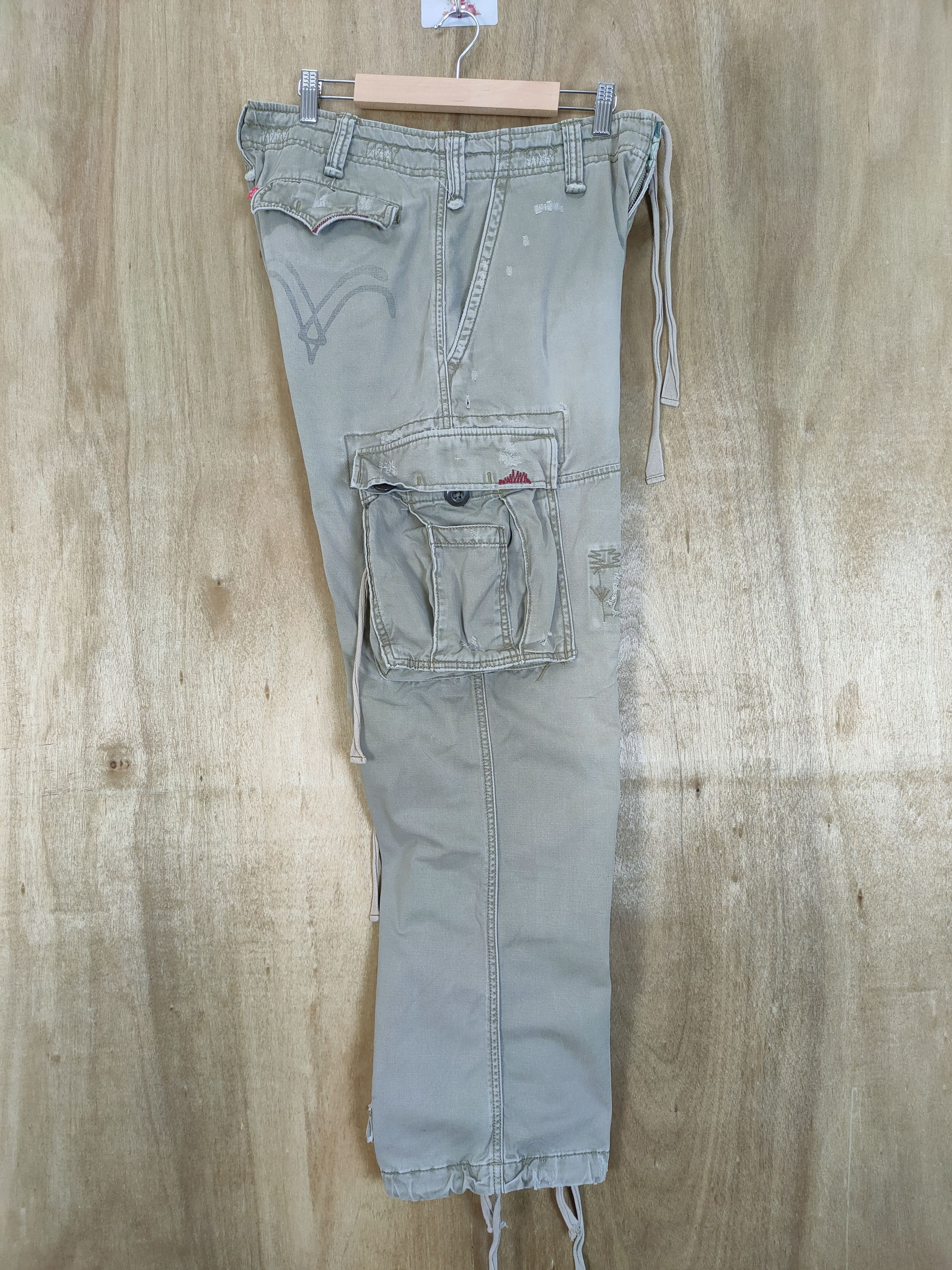 Levi's Vintage Clothing VINTAGE LEVI'S FADED BONDAGE CARGO PANTS/ PARACHUTE PANTS Size US 32 / EU 48 - 7 Thumbnail