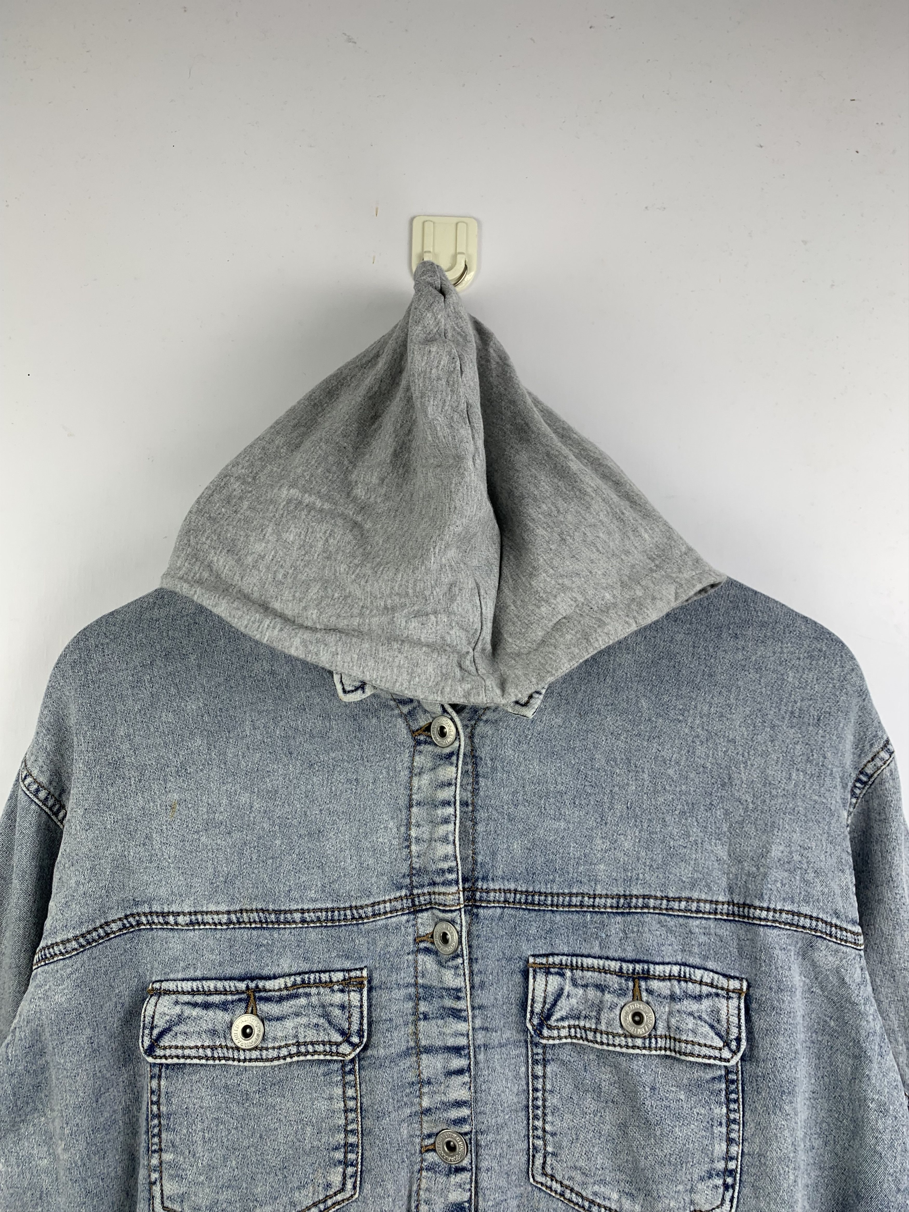 Japanese Brand Vintage Japanese Brand Multi Pocket Stretch Denim Jacket Size US M / EU 48-50 / 2 - 3 Thumbnail