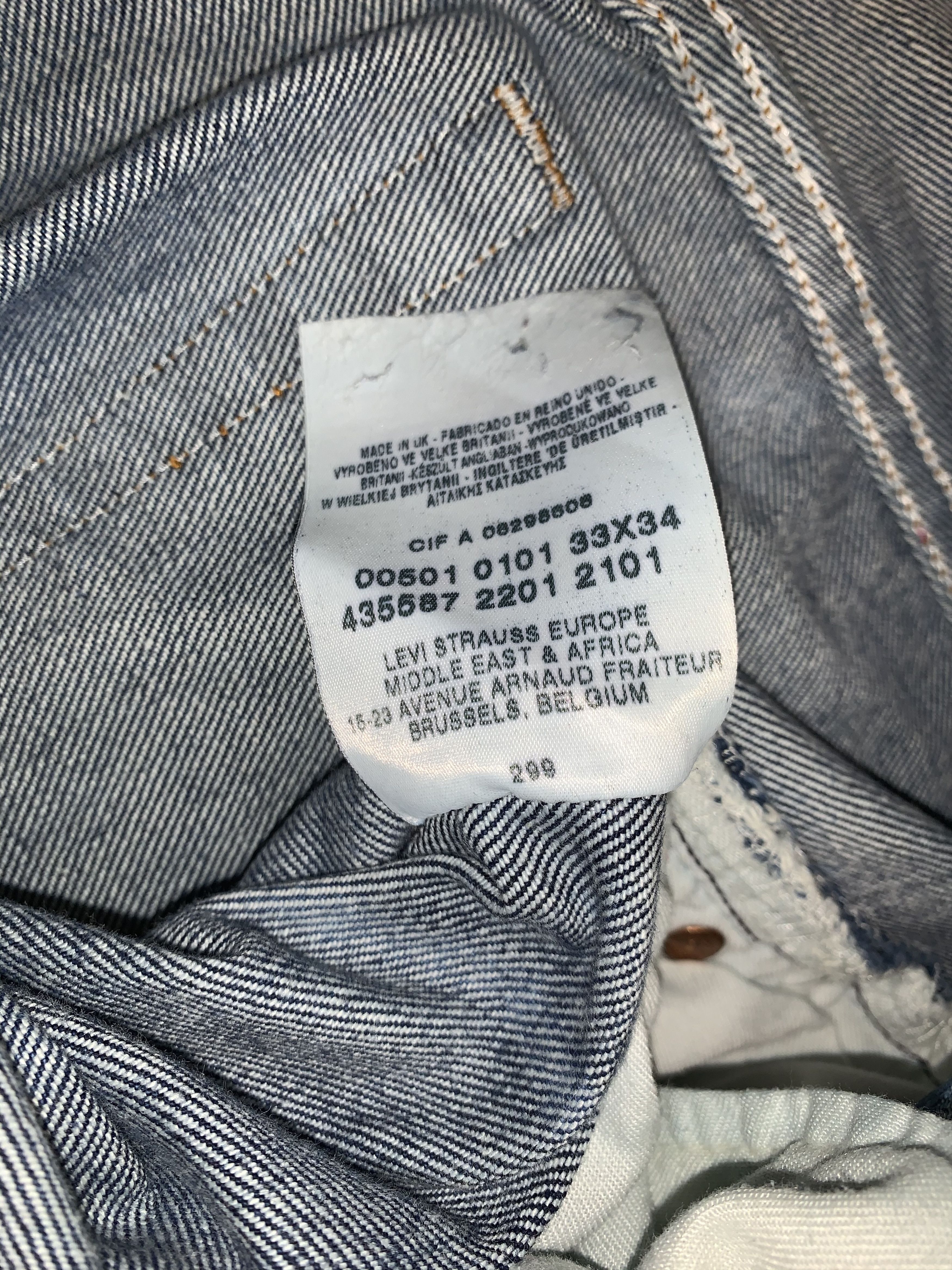 Levi's Levi’s Custom Bleached Distressed Indigo Denim Pants Size US 30 / EU 46 - 13 Thumbnail