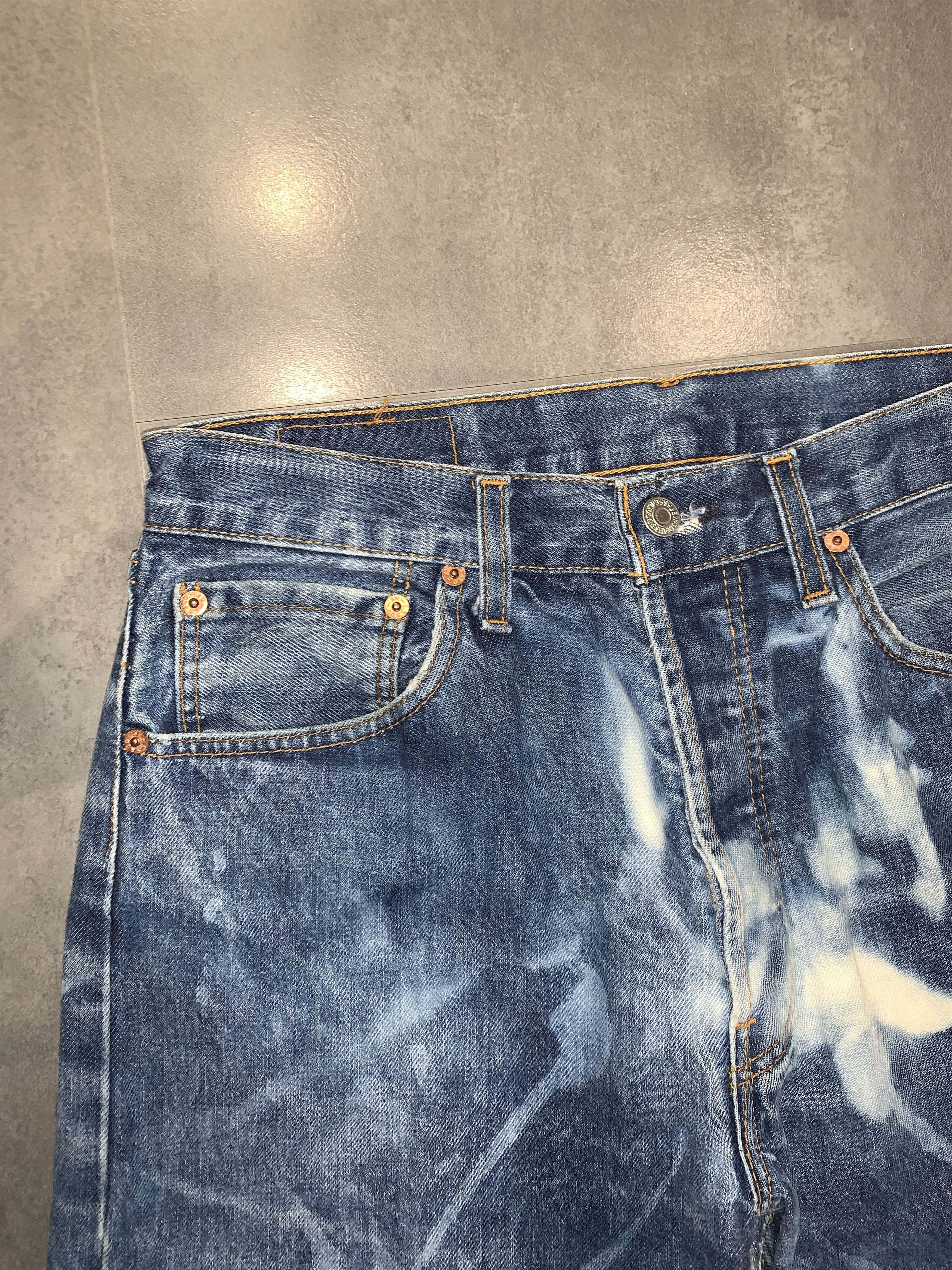 Levi's Levi’s Custom Bleached Distressed Indigo Denim Pants Size US 30 / EU 46 - 9 Thumbnail