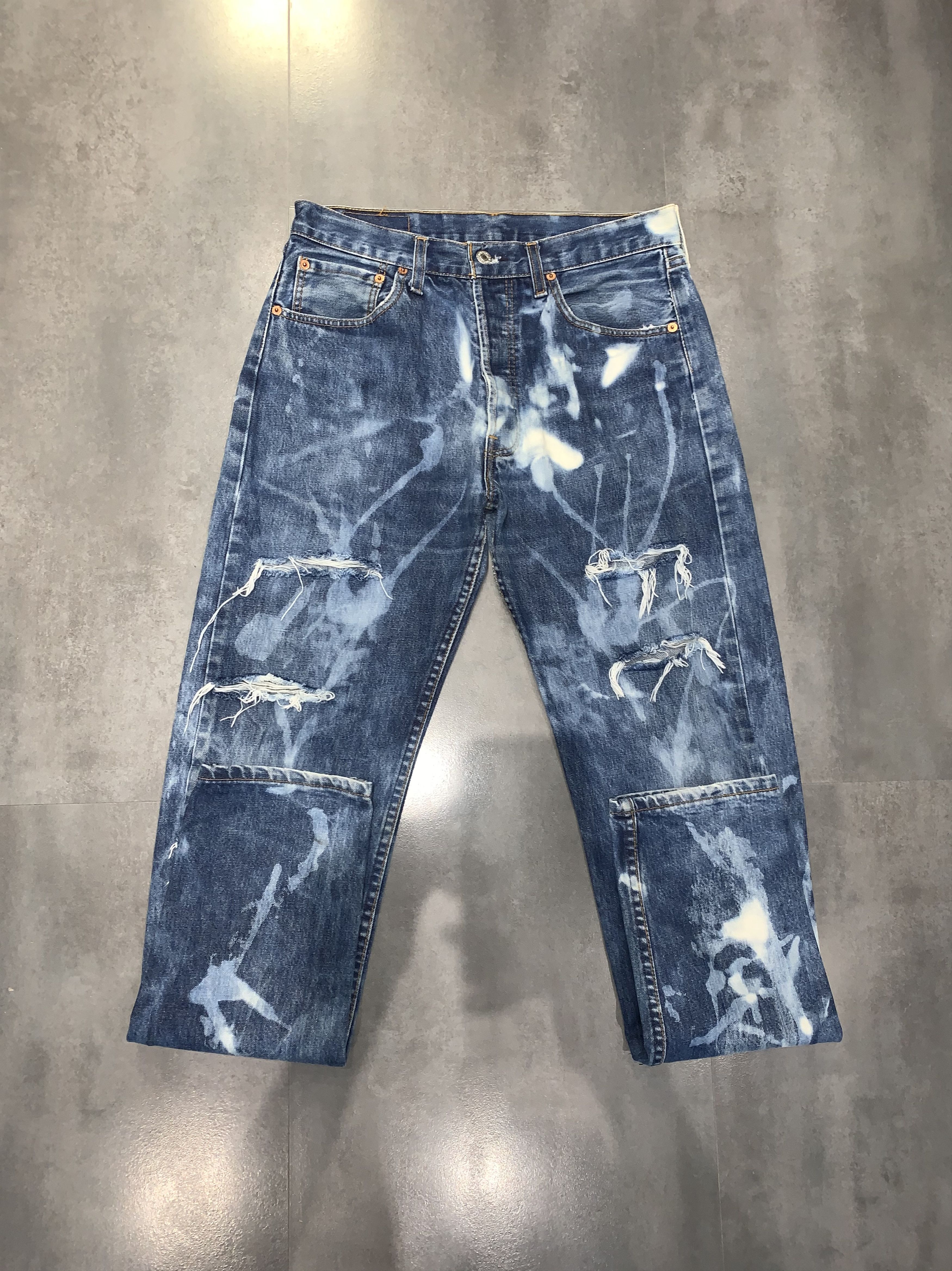 Levi's Levi’s Custom Bleached Distressed Indigo Denim Pants Size US 30 / EU 46 - 8 Thumbnail