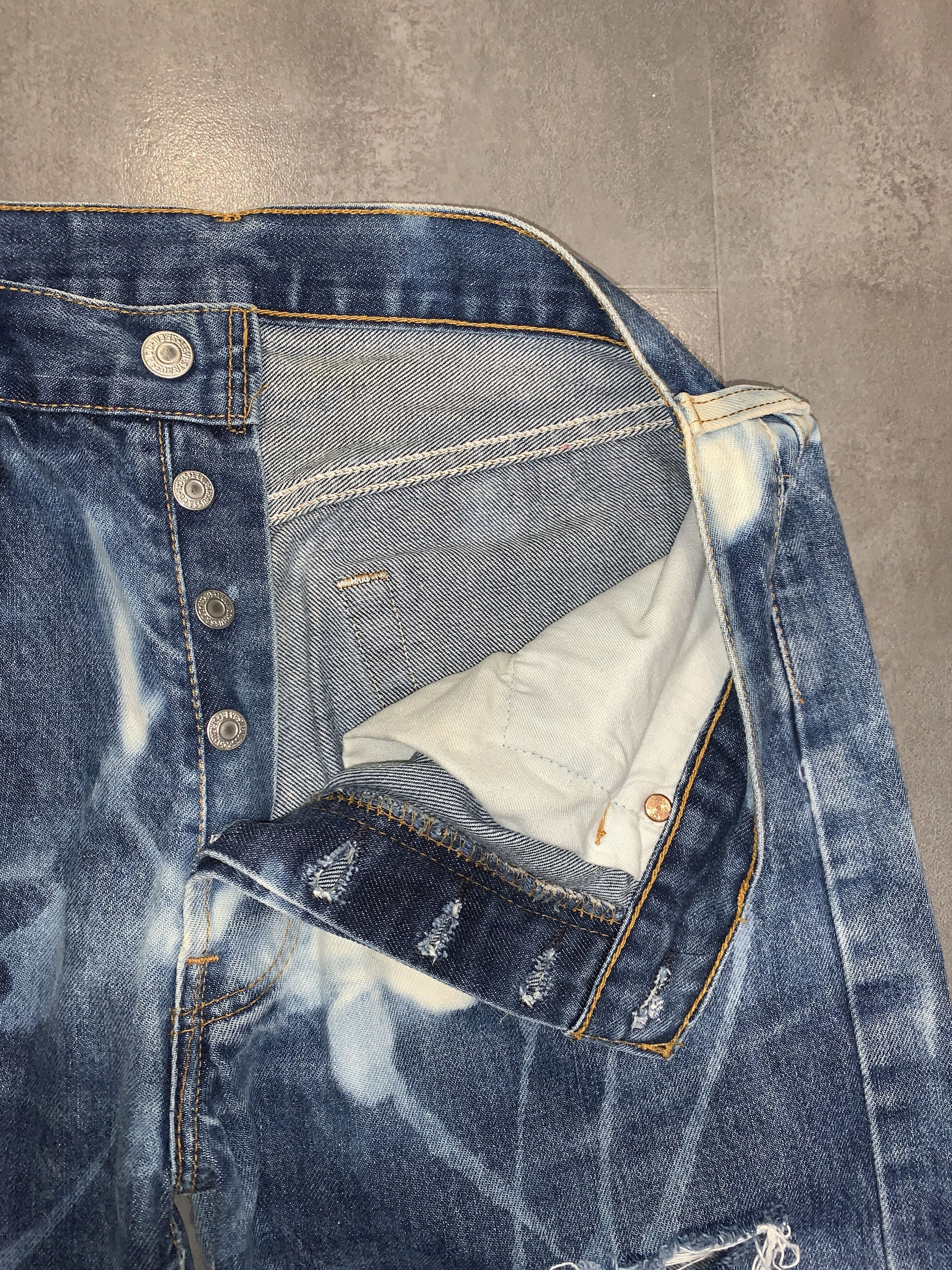 Levi's Levi’s Custom Bleached Distressed Indigo Denim Pants Size US 30 / EU 46 - 12 Thumbnail