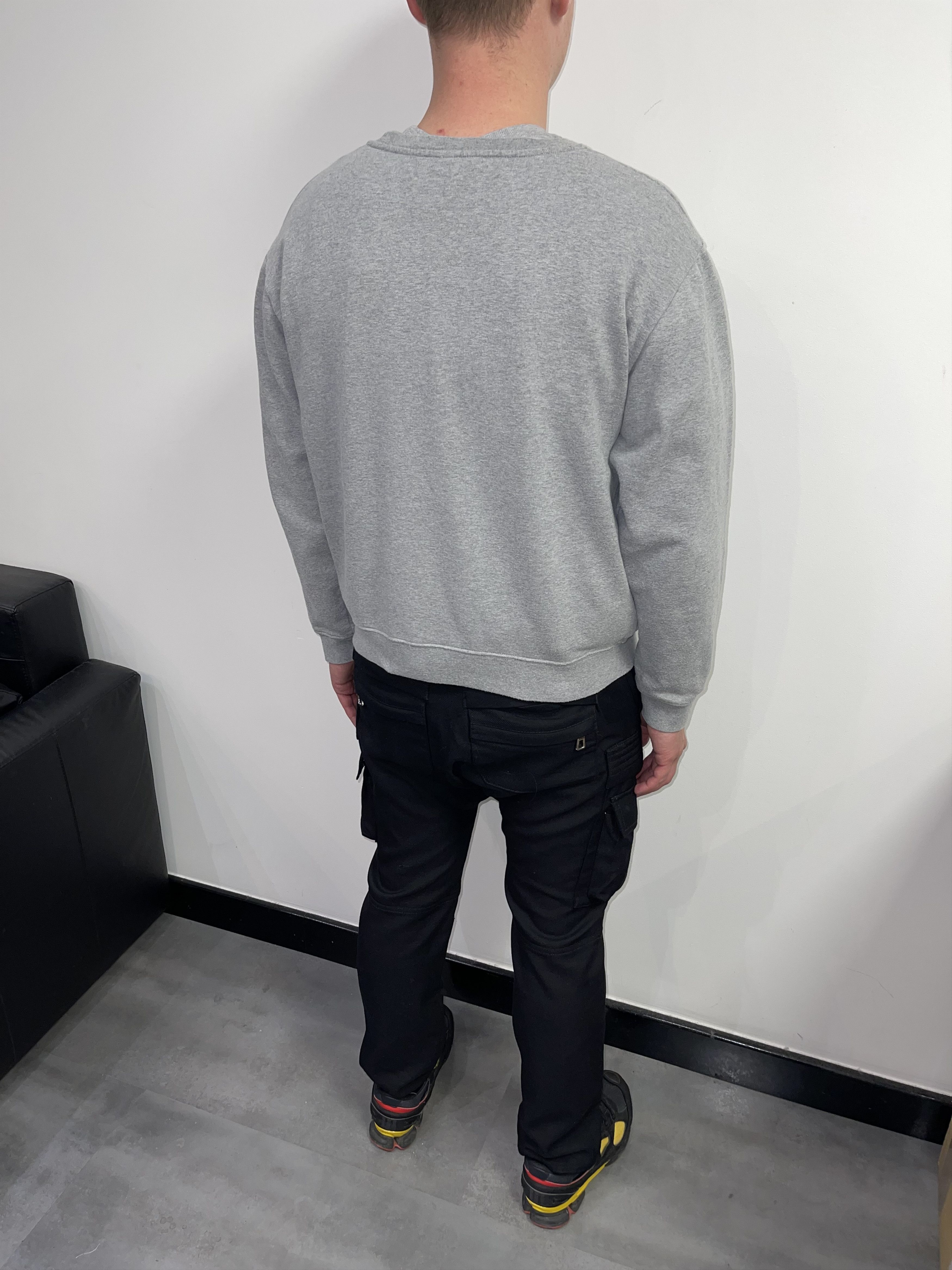 Alexander McQueen SS15 Alexander McQueen Swan Abstract Big Logo Gray Crewneck Size US M / EU 48-50 / 2 - 8 Thumbnail