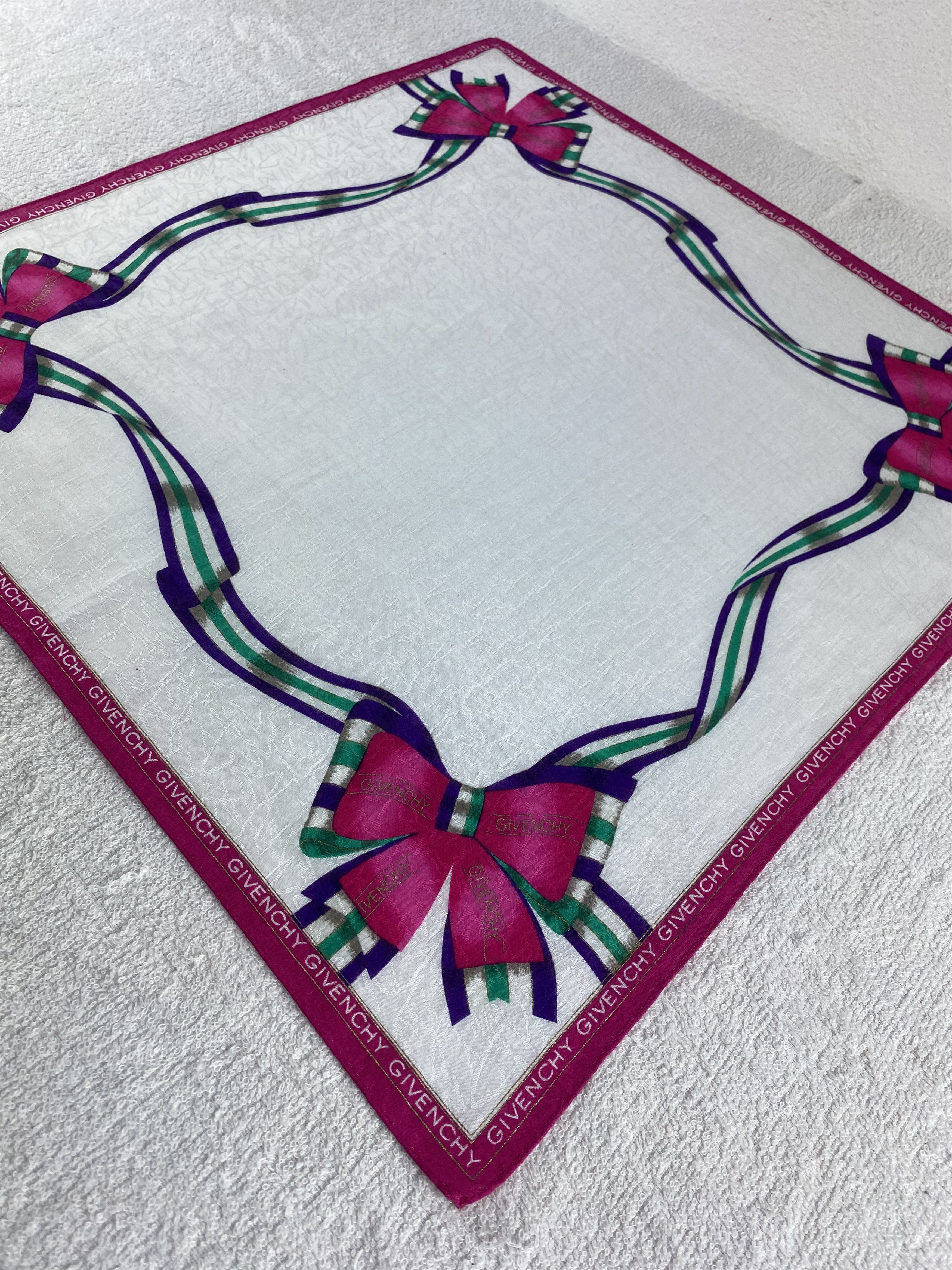 Vintage Givenchy Handkerchief / Bandana / Neckerchief C160 Size ONE SIZE - 4 Thumbnail