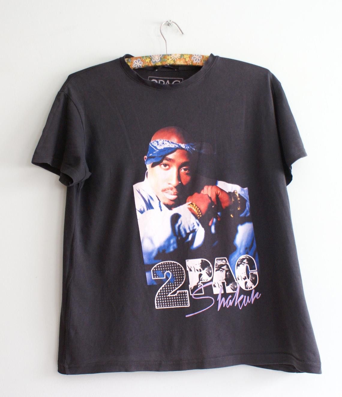 Band Tees Tupac Shakur T-shirt, 2Pac shirt, Vintage Band t-shirt, Size US XXS / EU 40 - 7 Thumbnail