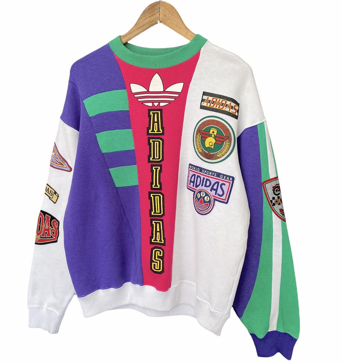 Adidas RARE‼️ADIDAS VINTAGE MULTICOLOUR PATCHES SWEATSHIRT Size US M / EU 48-50 / 2 - 5 Thumbnail