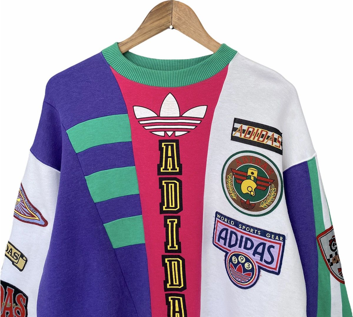 Adidas RARE‼️ADIDAS VINTAGE MULTICOLOUR PATCHES SWEATSHIRT Size US M / EU 48-50 / 2 - 7 Thumbnail