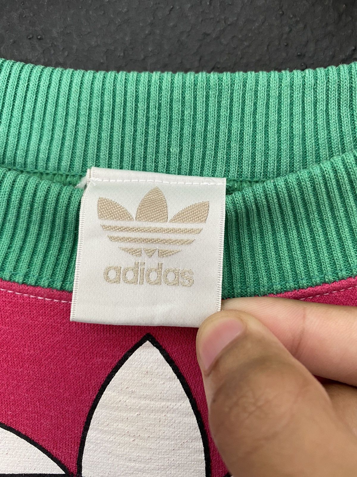 Adidas RARE‼️ADIDAS VINTAGE MULTICOLOUR PATCHES SWEATSHIRT Size US M / EU 48-50 / 2 - 15 Thumbnail